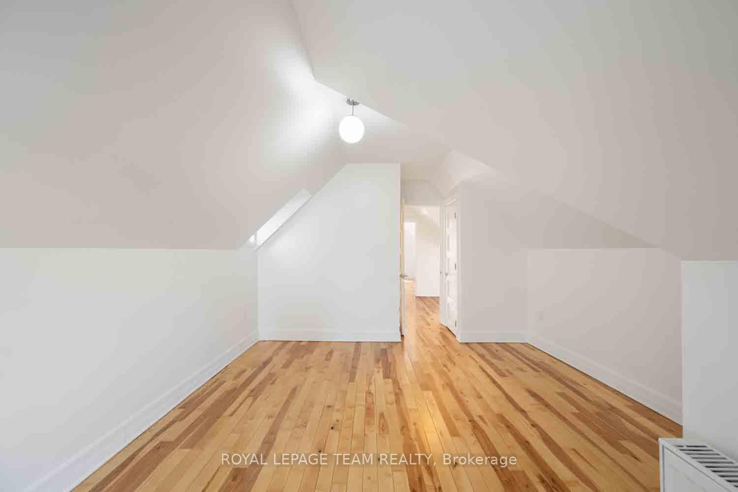 Photo 24 of Unit 2, 72 Maclaren Street, Ottawa, Ottawa Centre/Golden Triangle — HOMEH