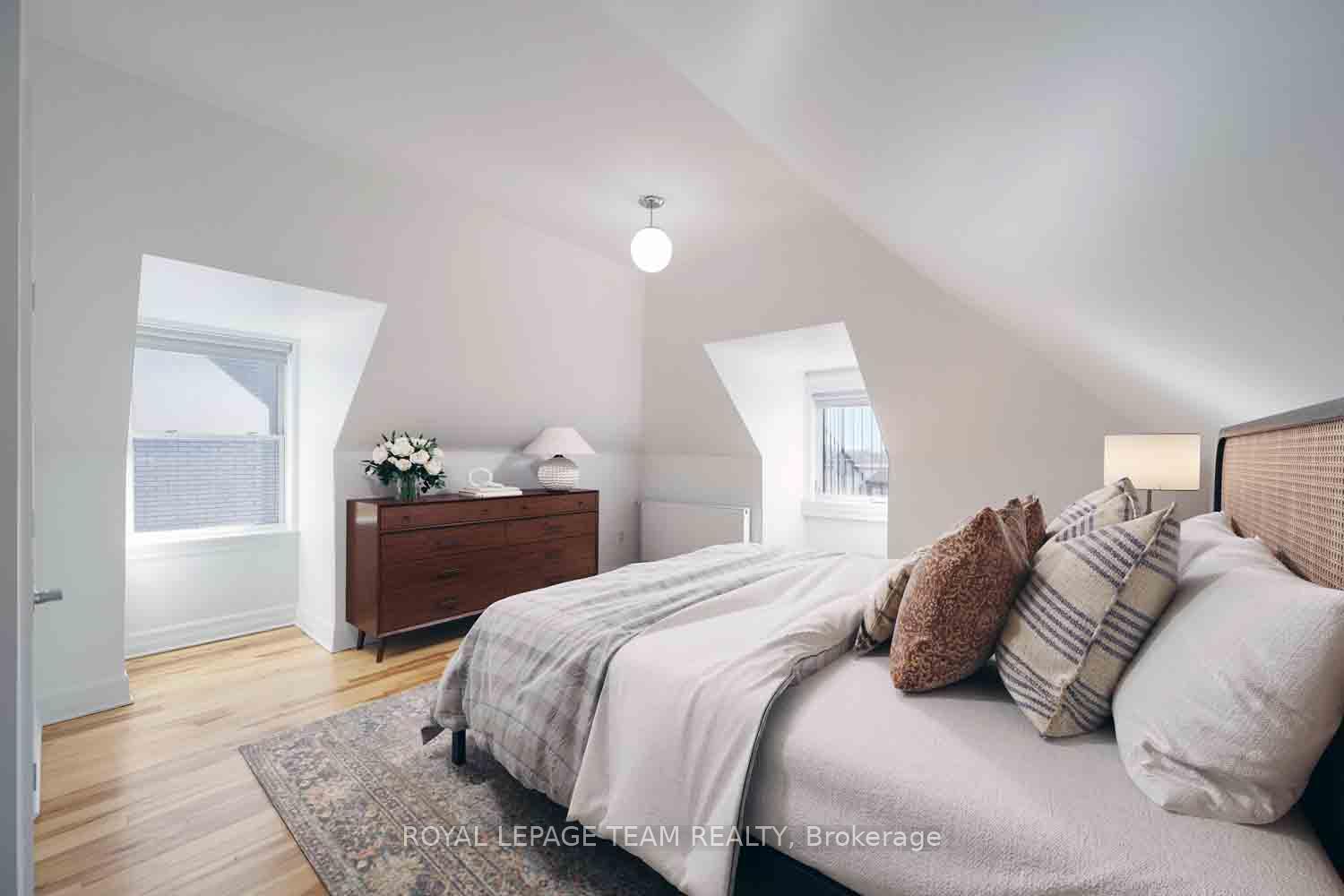 Photo 32 of Unit 2, 72 Maclaren Street, Ottawa, Ottawa Centre/Golden Triangle — HOMEH