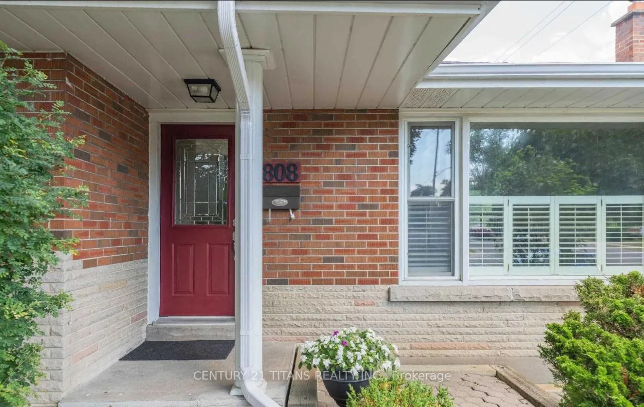 Photo 4 of Unit (Main), 808 Eastglen Drive, Oshawa, Eastdale — HOMEH
