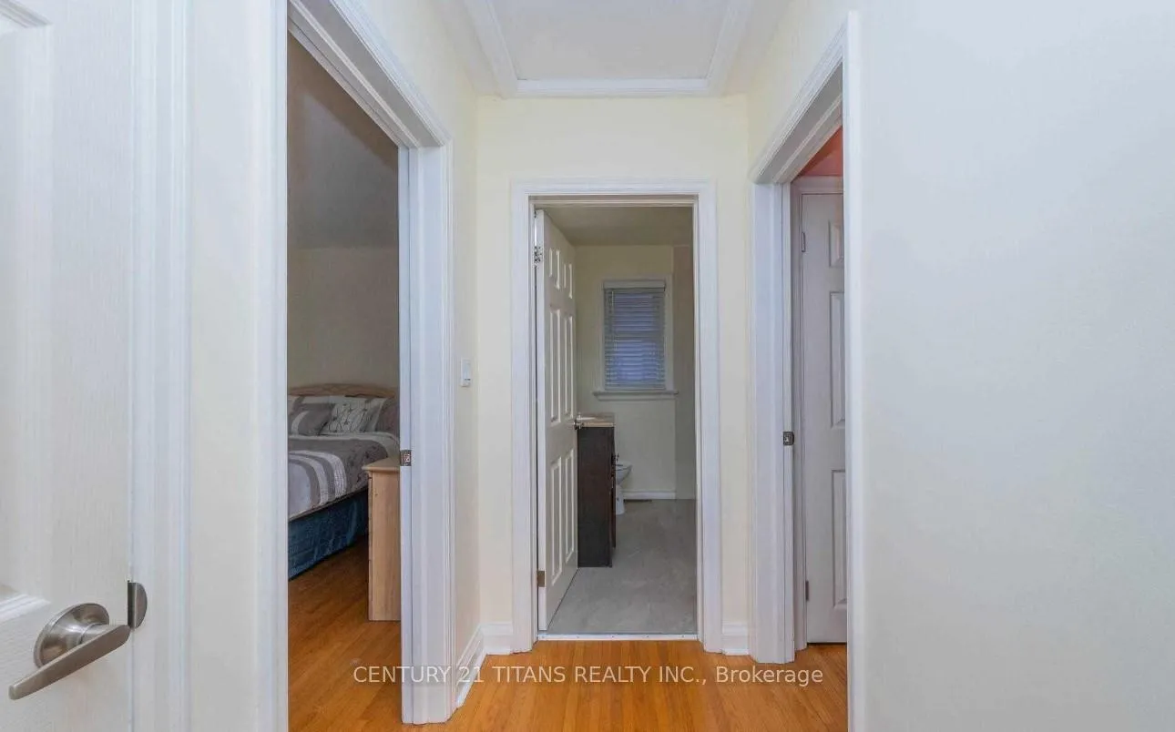 Photo 16 of Unit (Main), 808 Eastglen Drive, Oshawa, Eastdale — HOMEH