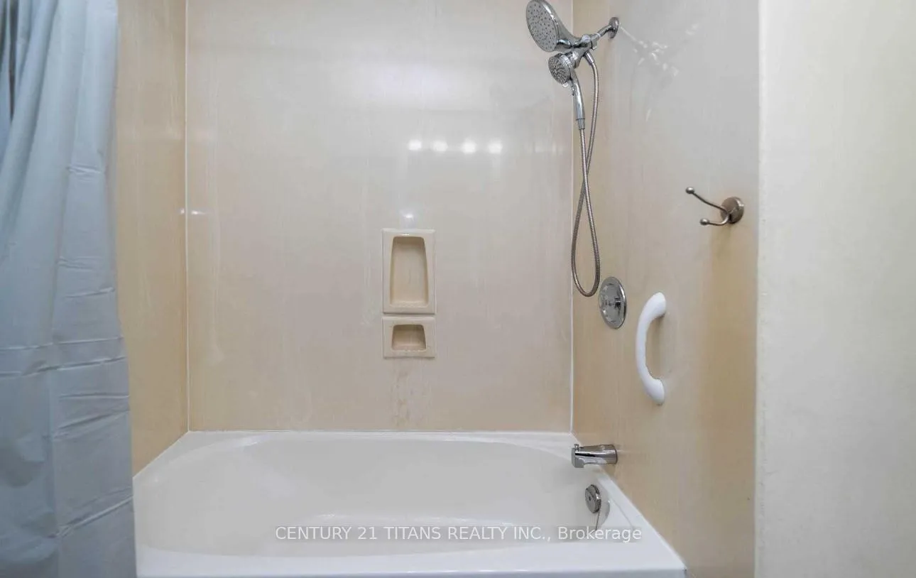Photo 21 of Unit (Main), 808 Eastglen Drive, Oshawa, Eastdale — HOMEH