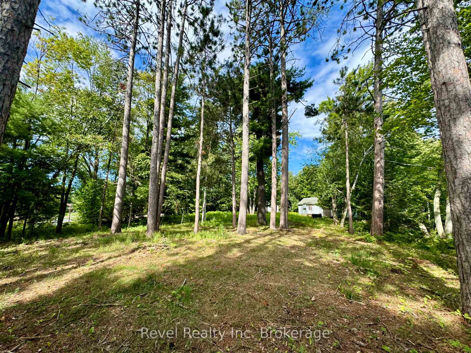 Photo 12 of 20 Mowat Crescent, North Bay, Ferris — HOMEH