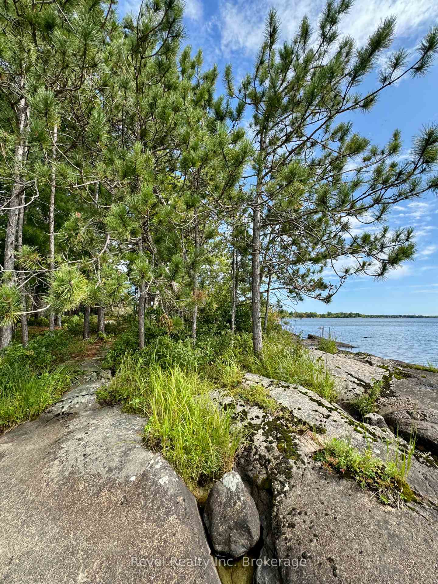 Photo 17 of 20 Mowat Crescent, North Bay, Ferris — HOMEH