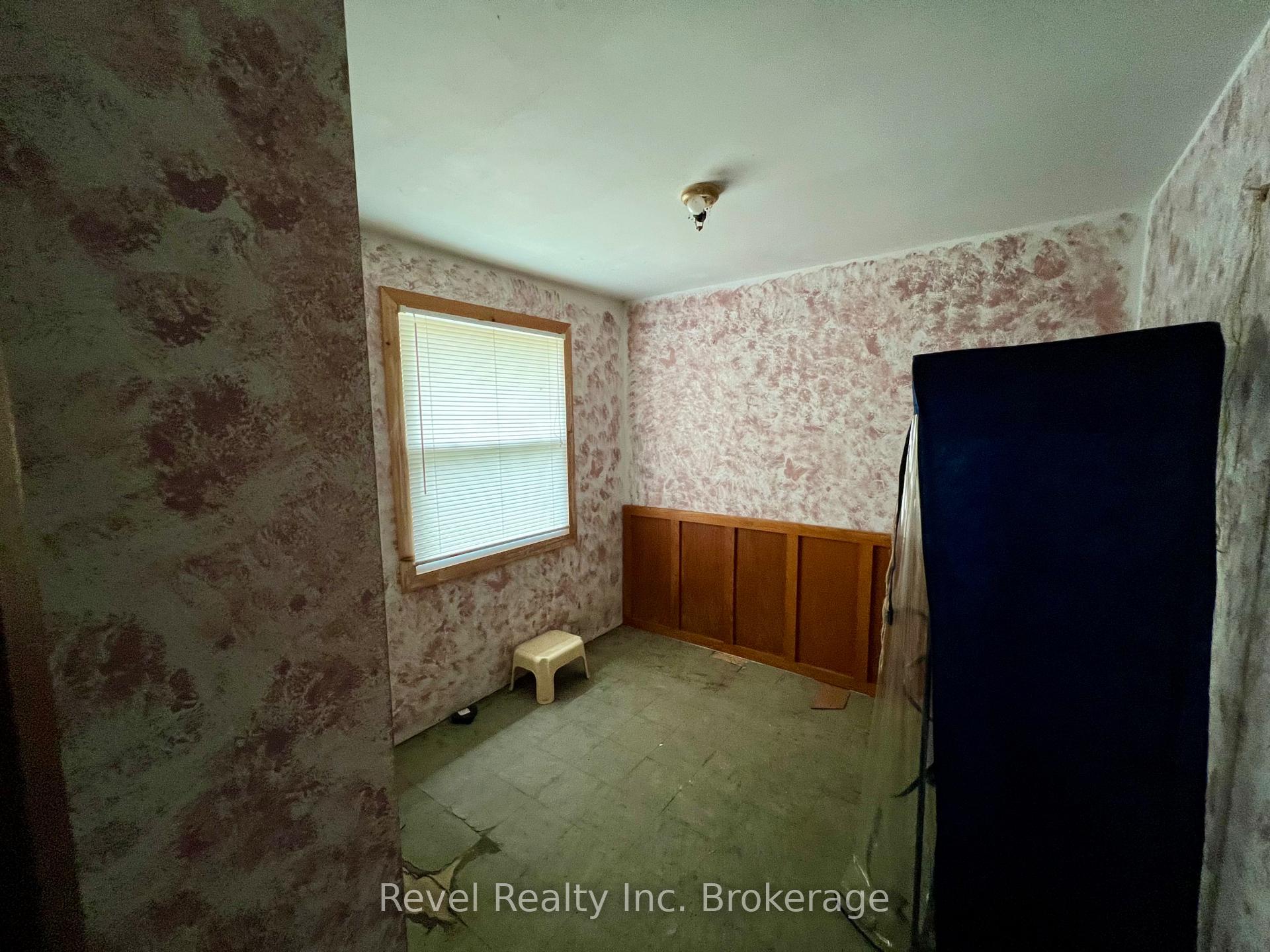Photo 26 of 20 Mowat Crescent, North Bay, Ferris — HOMEH