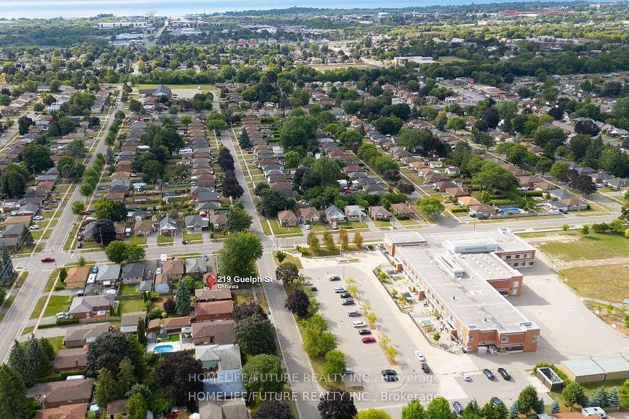 Photo 3 of 219 Guelph Street, Oshawa, Donevan — HOMEH