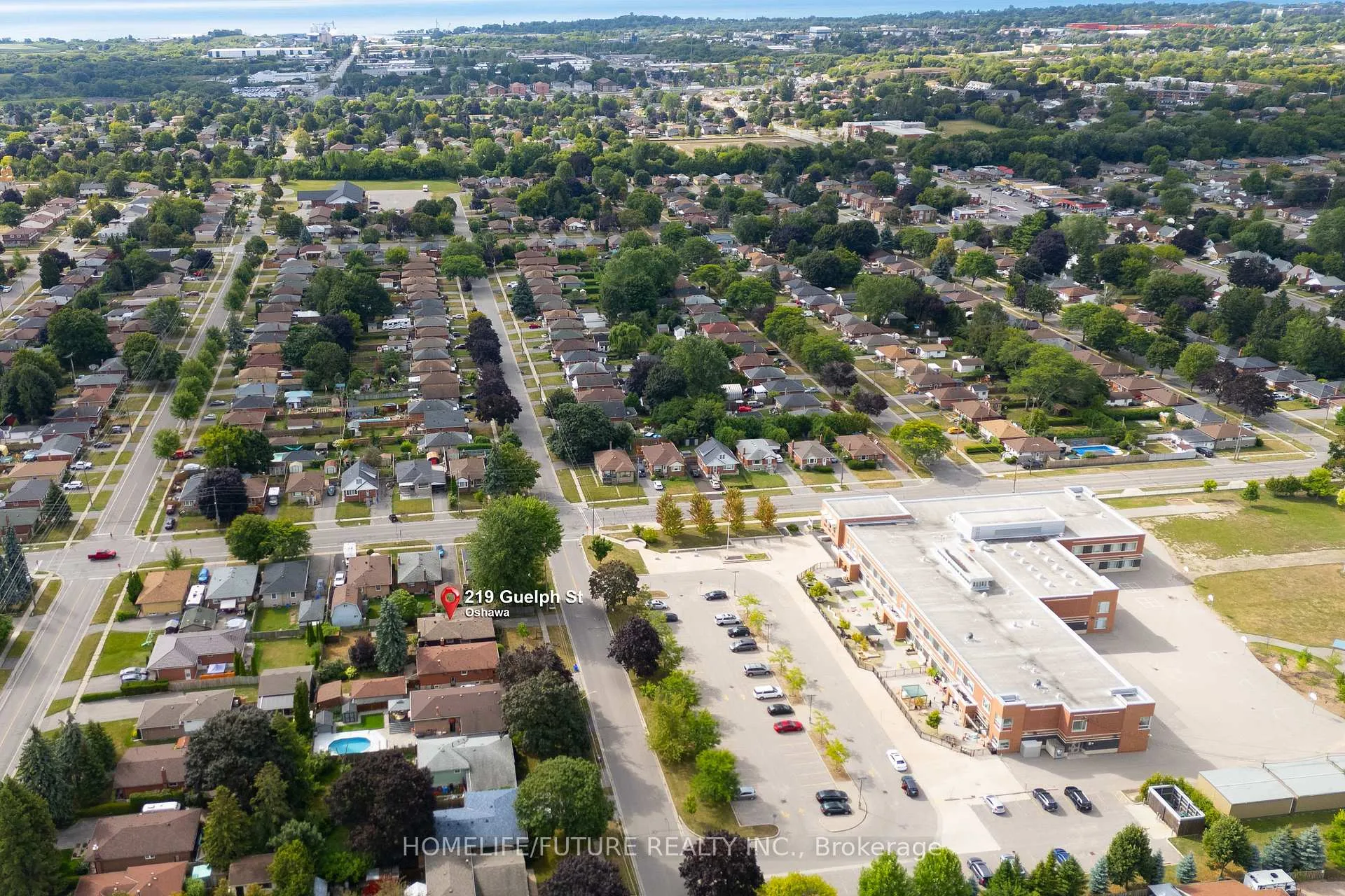 Photo 4 of 219 Guelph Street, Oshawa, Donevan — HOMEH