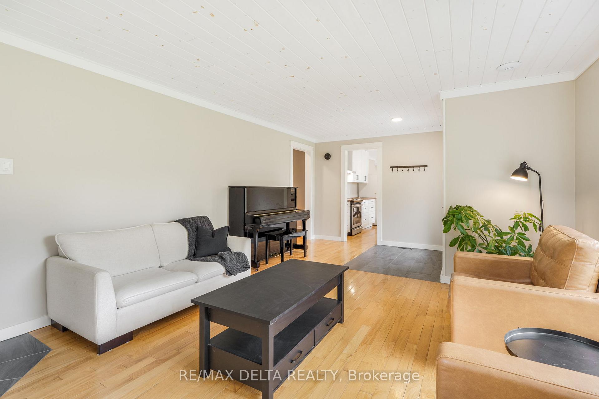 Photo 8 of 12271 County Rd 5, North Dundas, North Dundas (Winchester) Twp — HOMEH