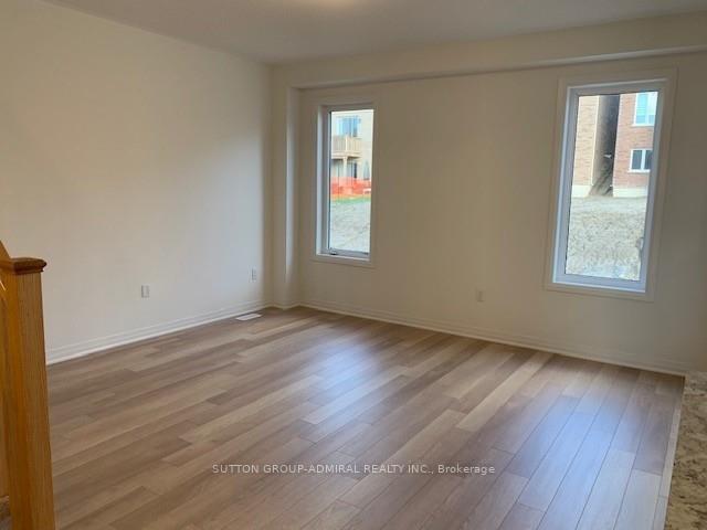 Photo 4 of 118 Casserley Crescent, New Tecumseth, Tottenham — HOMEH