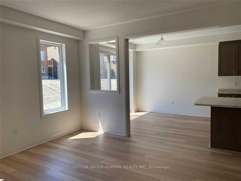 Photo 5 of 118 Casserley Crescent, New Tecumseth, Tottenham — HOMEH