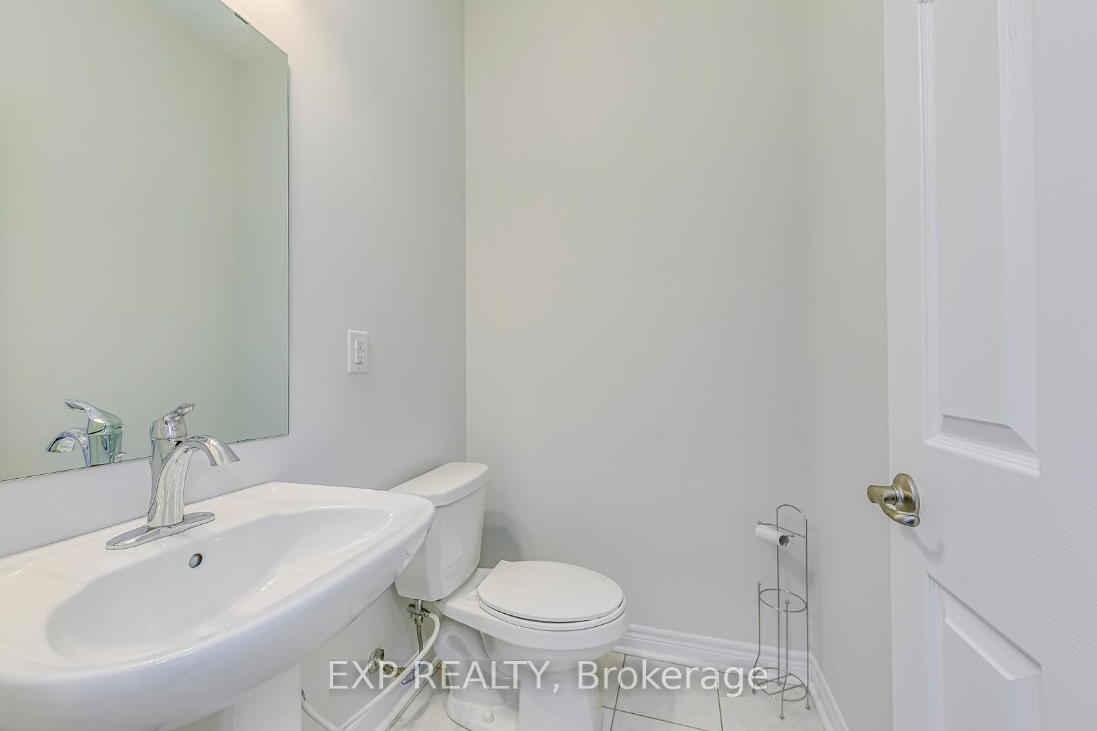 Photo 21 of 142 Toucan Trail, Oakville, Glenorchy — HOMEH