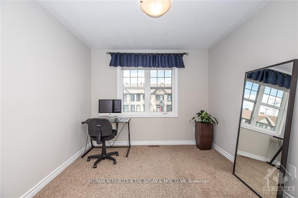 Photo 18 of 327 Citrine Street, Ottawa, Avalon West — HOMEH