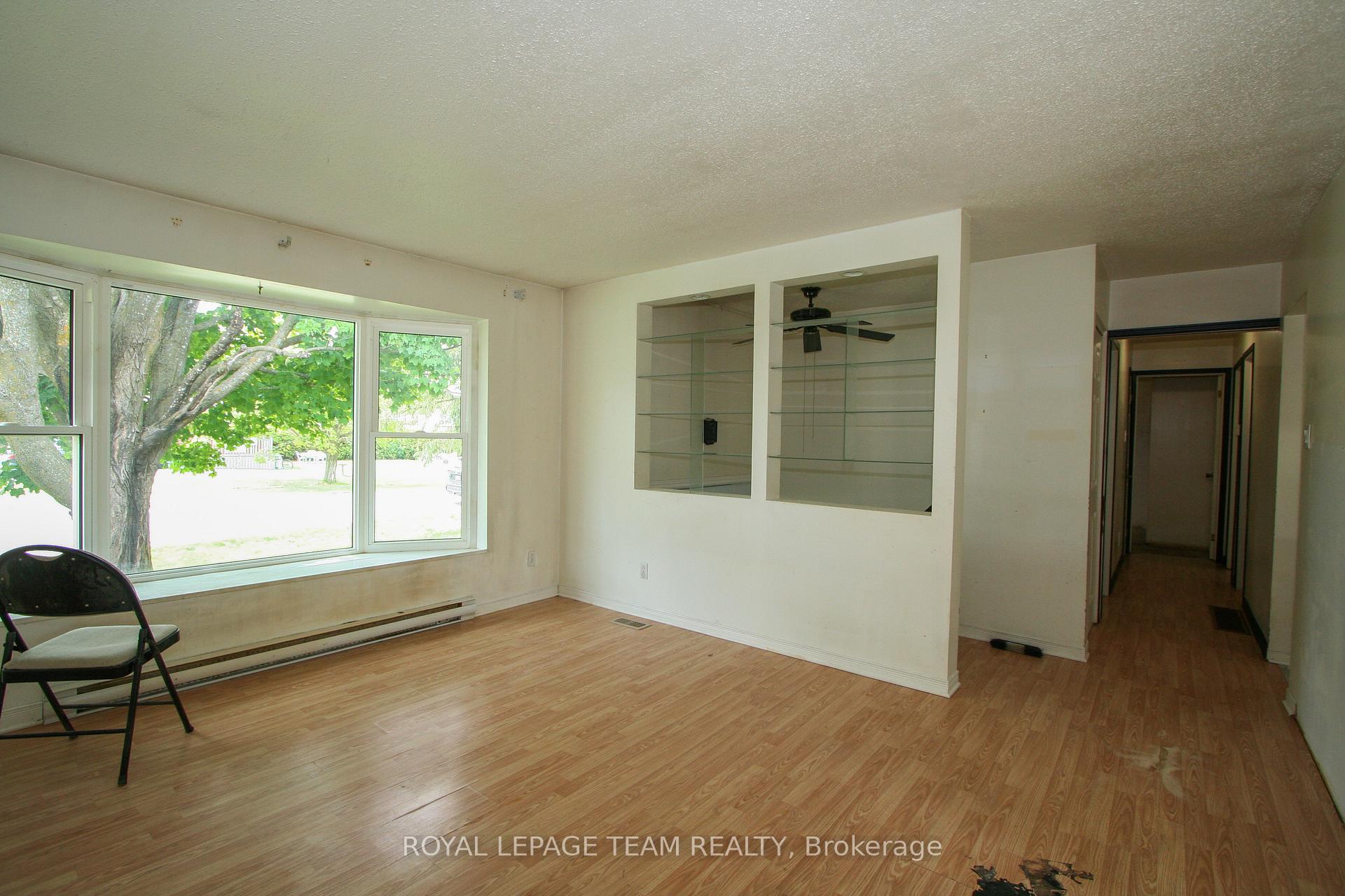 Photo 6 of 9 Martin Street, North Dundas, Chesterville — HOMEH