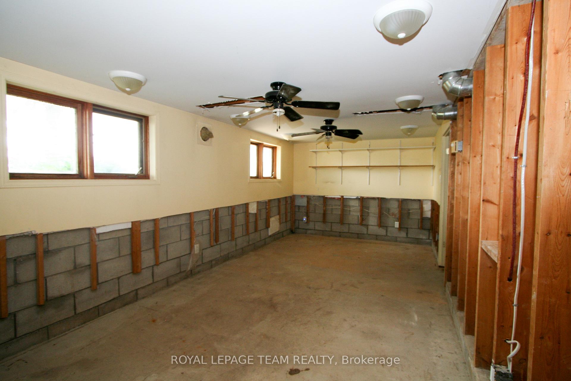 Photo 15 of 9 Martin Street, North Dundas, Chesterville — HOMEH