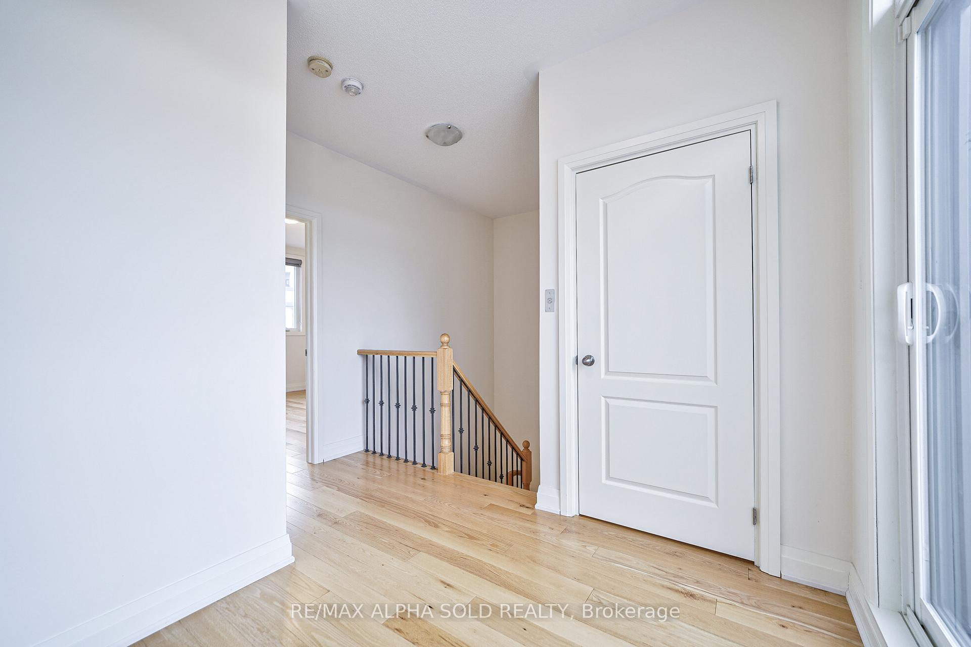 Photo 19 of 10 Teasel Way, Markham, Unionville — HOMEH