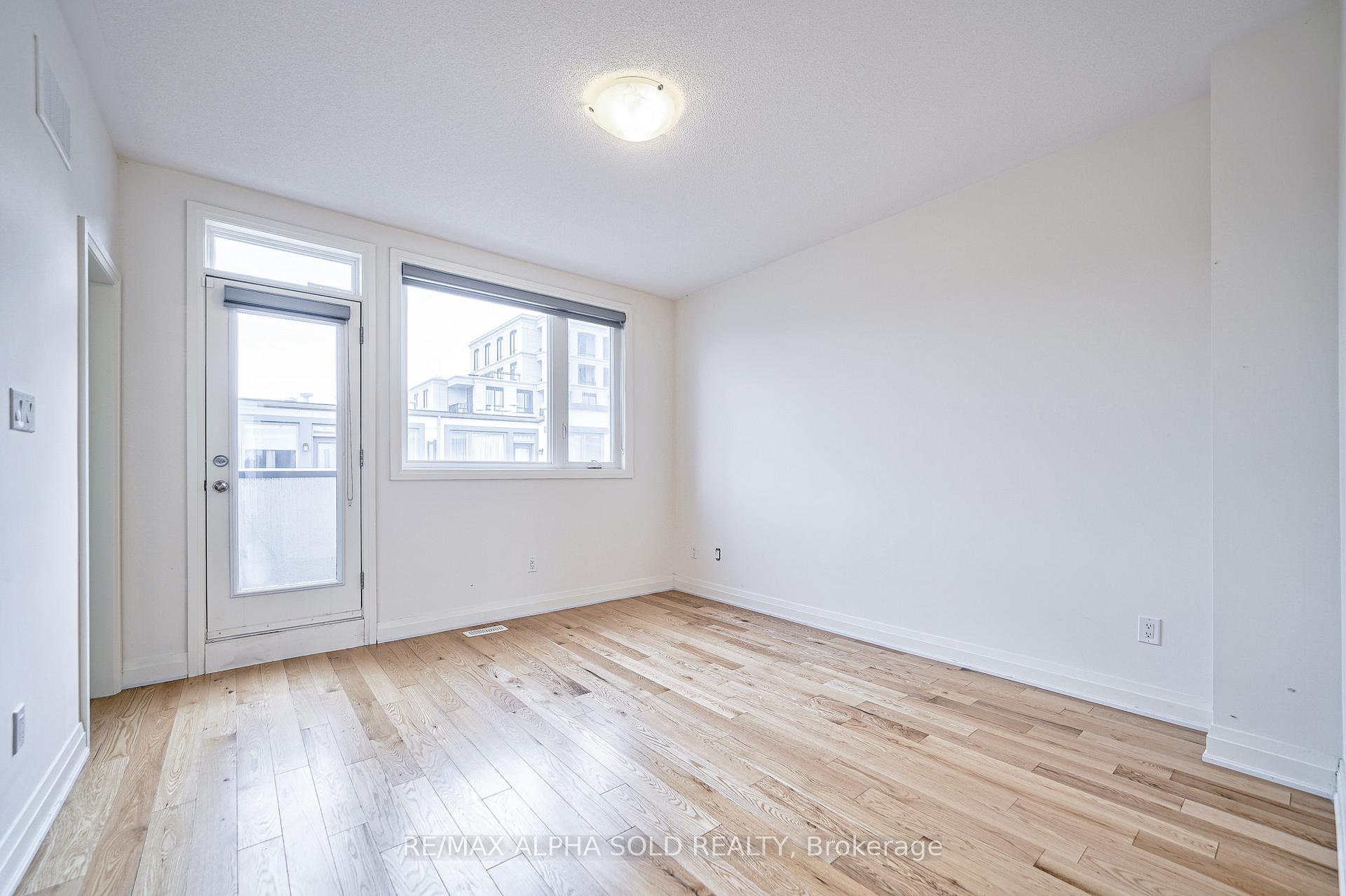 Photo 20 of 10 Teasel Way, Markham, Unionville — HOMEH