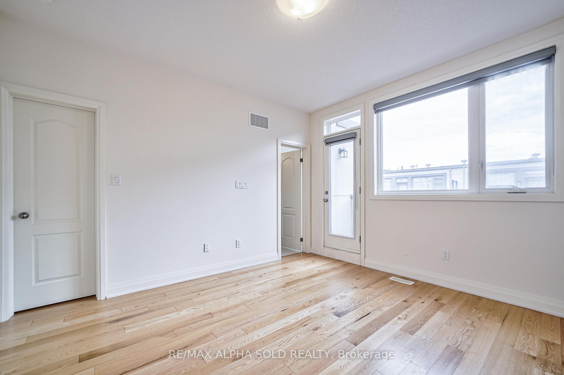 Photo 22 of 10 Teasel Way, Markham, Unionville — HOMEH