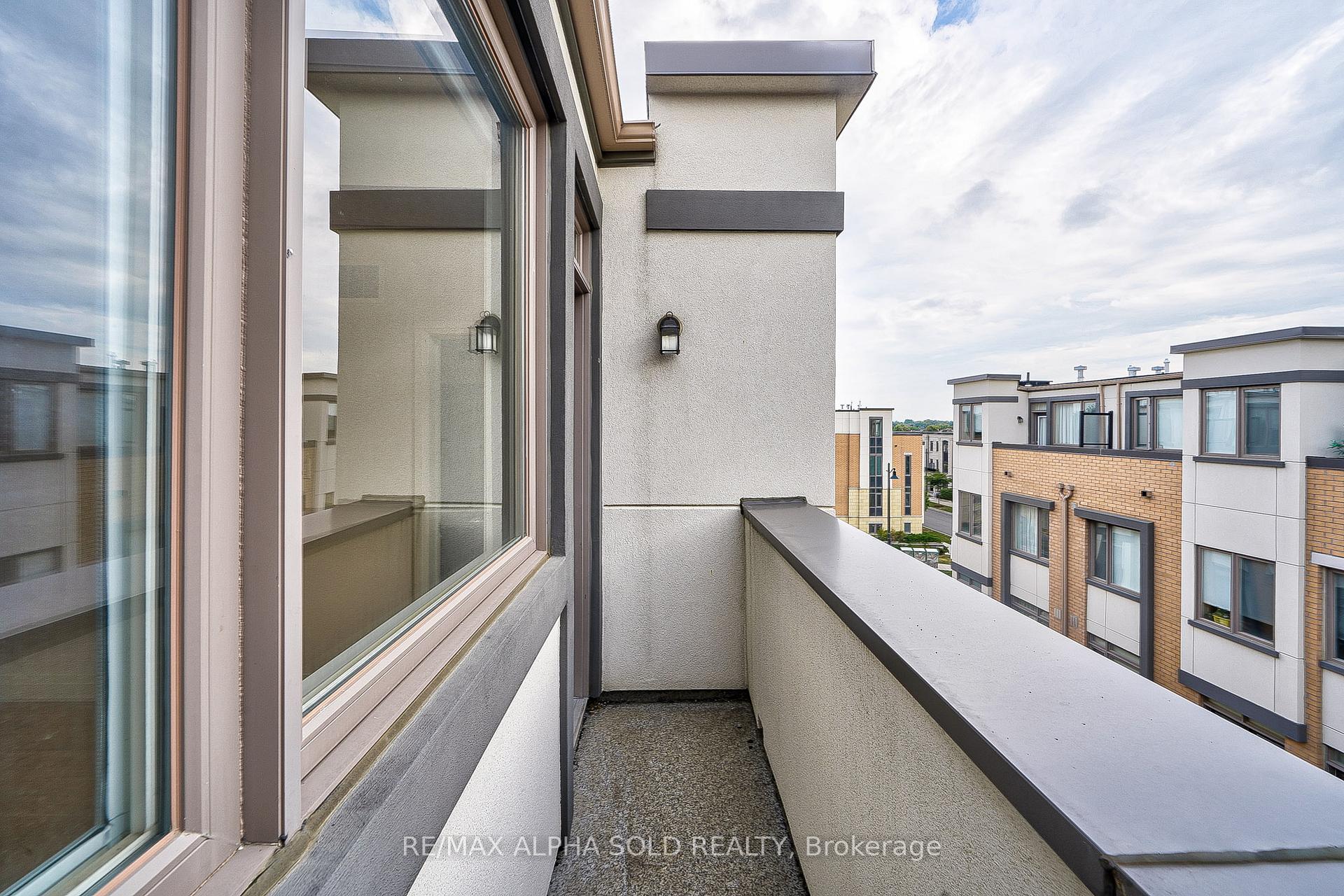 Photo 28 of 10 Teasel Way, Markham, Unionville — HOMEH