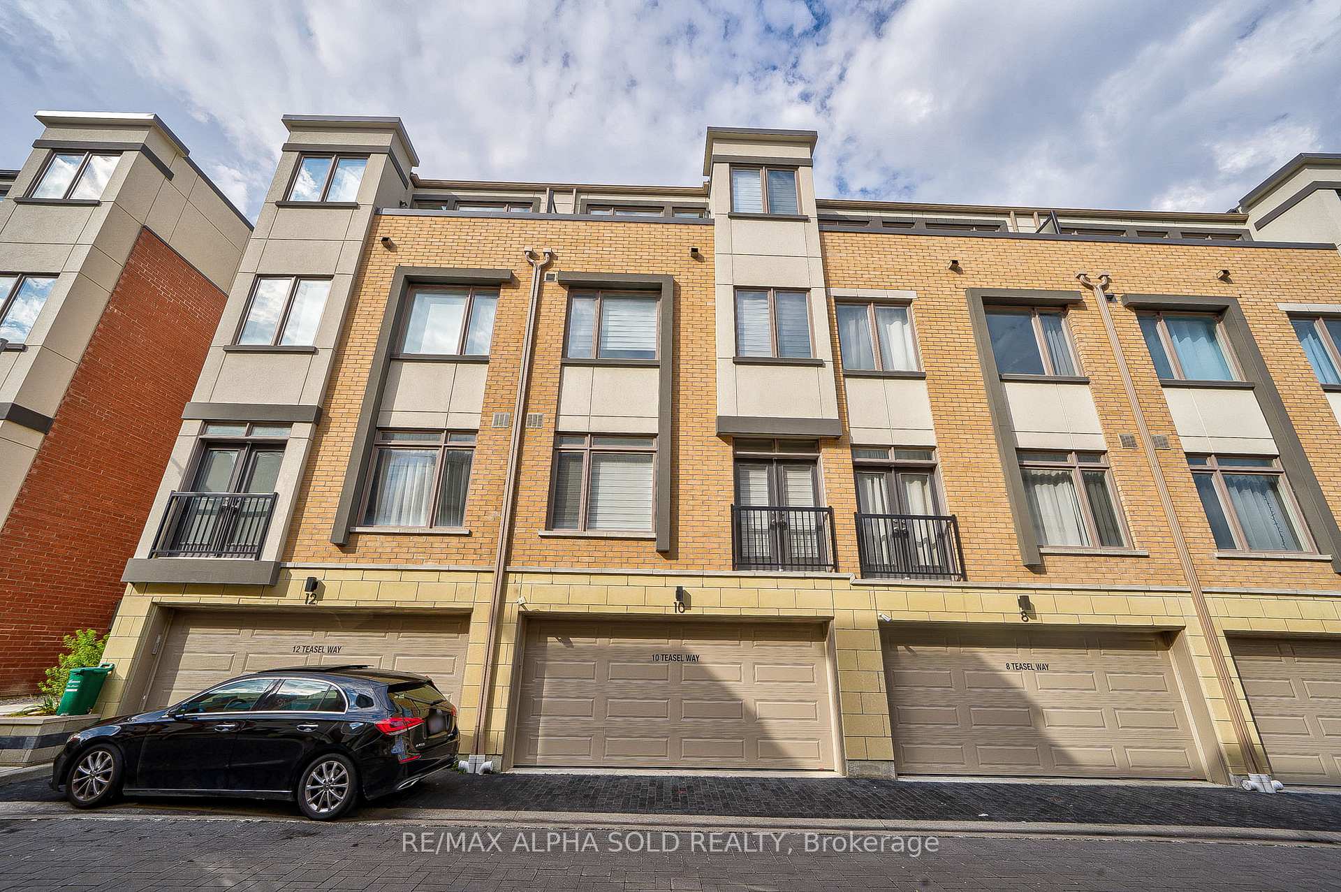 Photo 35 of 10 Teasel Way, Markham, Unionville — HOMEH