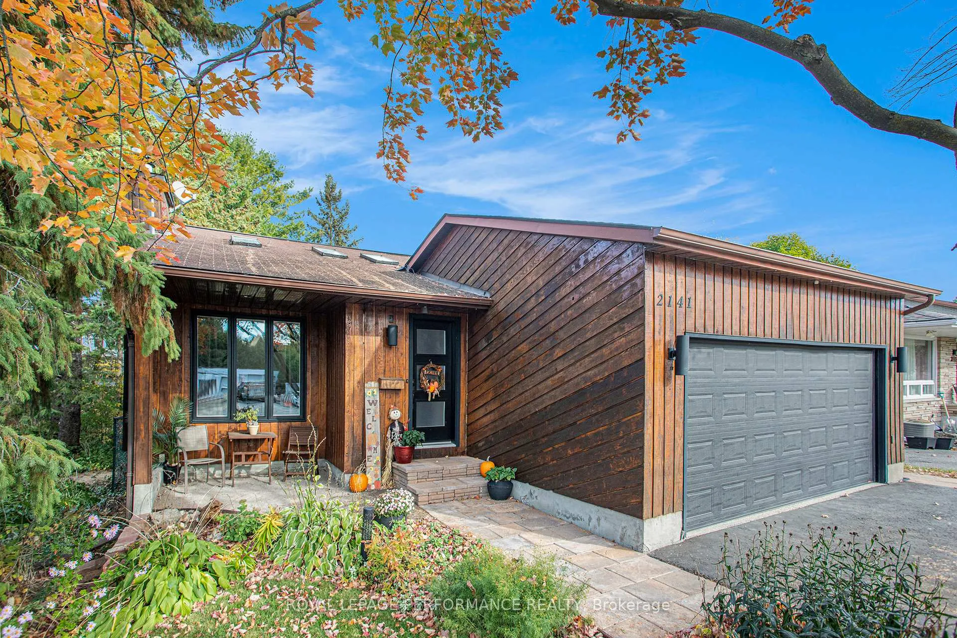 Photo 2 of 2141 Boyer Road, Ottawa, Chateauneuf — HOMEH
