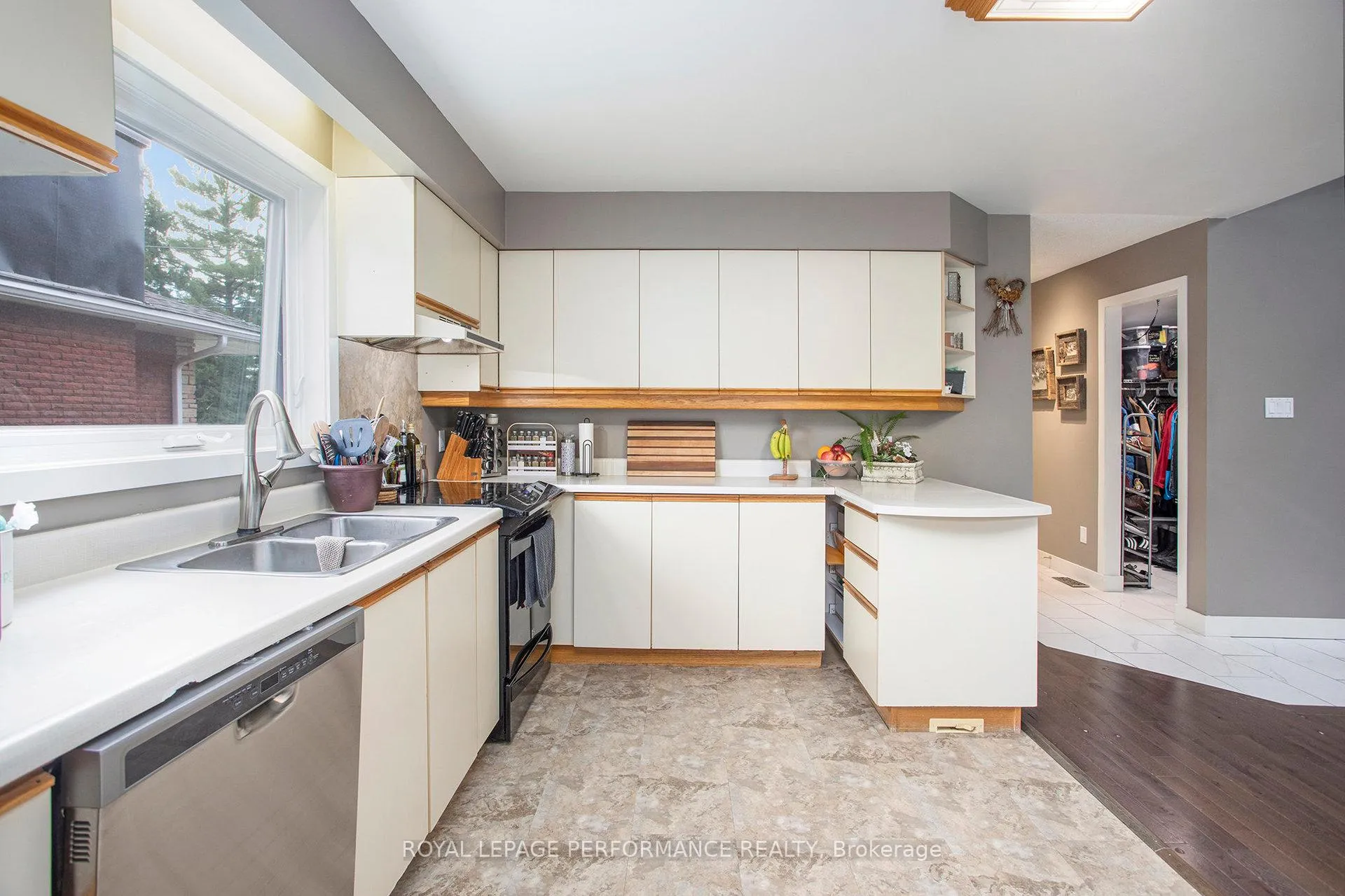 Photo 14 of 2141 Boyer Road, Ottawa, Chateauneuf — HOMEH