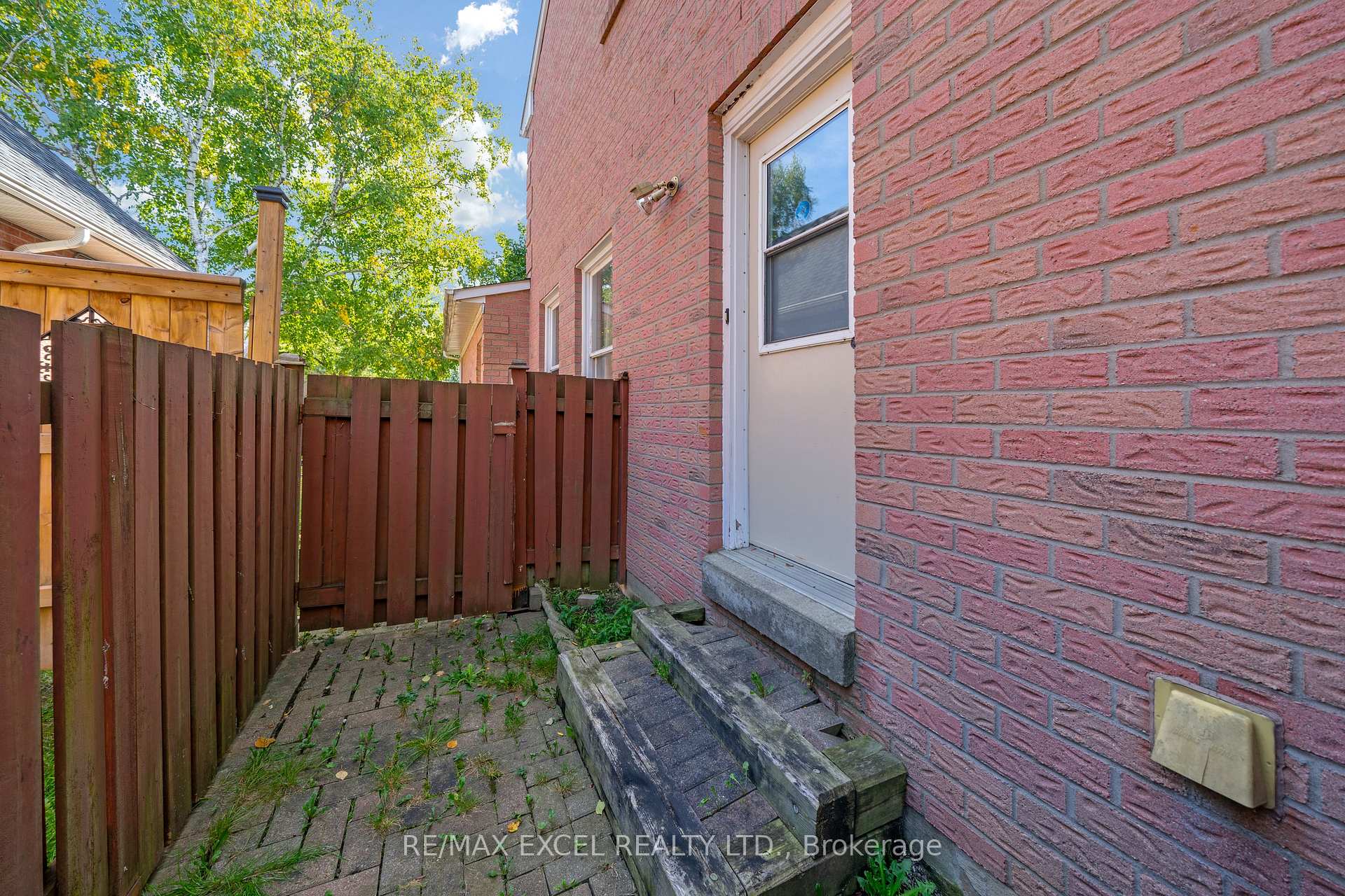 Photo 38 of 22 The Bridle Trail, Markham, Unionville — HOMEH