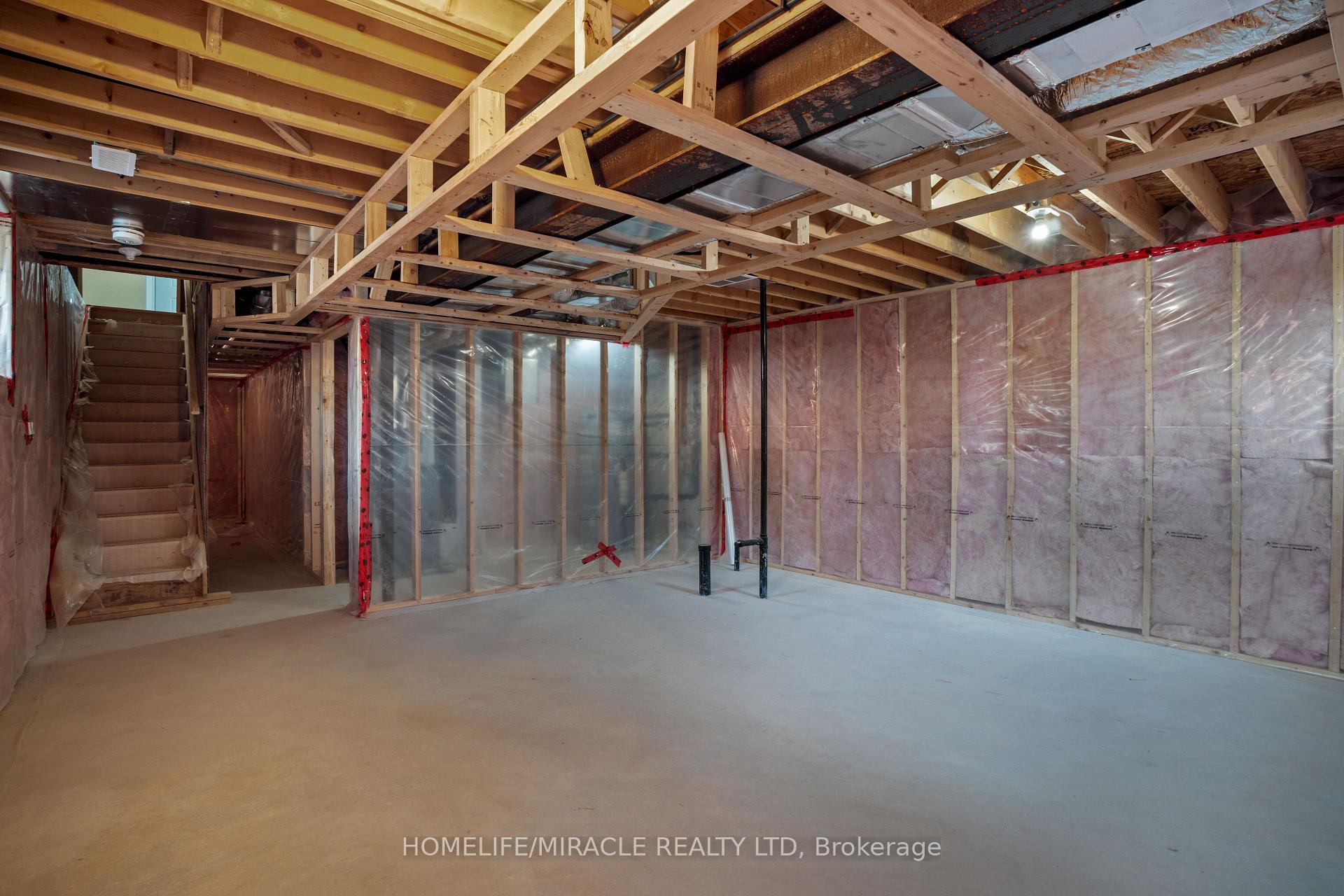 Photo 22 of 4619 Second Avenue, Niagara Falls, Cherrywood — HOMEH