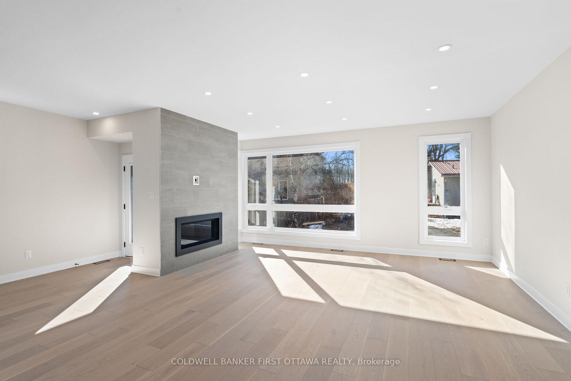 Photo 19 of Unit A, 279 Enclave Walk, Ottawa, Mer Bleue/Bradley Estates/Anderson Park — HOMEH