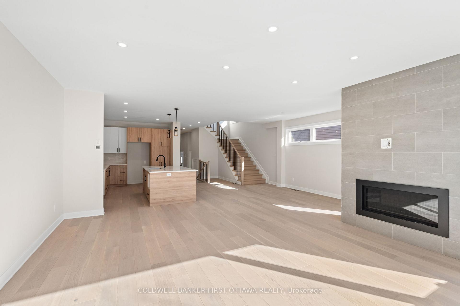 Photo 21 of Unit A, 279 Enclave Walk, Ottawa, Mer Bleue/Bradley Estates/Anderson Park — HOMEH