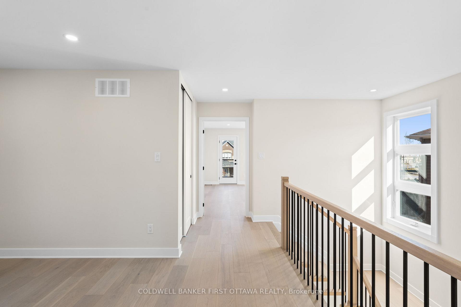 Photo 23 of Unit A, 279 Enclave Walk, Ottawa, Mer Bleue/Bradley Estates/Anderson Park — HOMEH