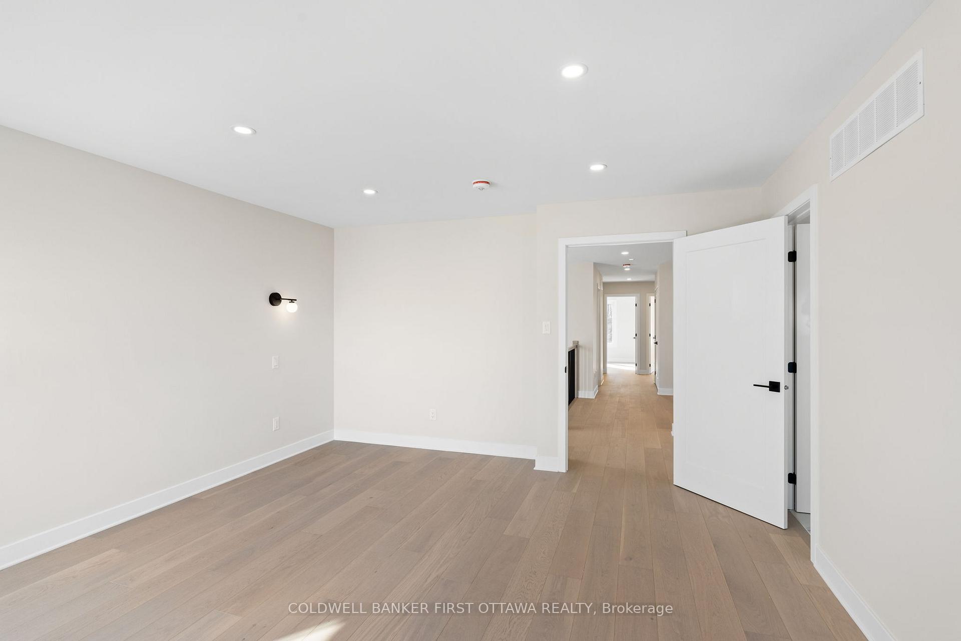 Photo 25 of Unit A, 279 Enclave Walk, Ottawa, Mer Bleue/Bradley Estates/Anderson Park — HOMEH