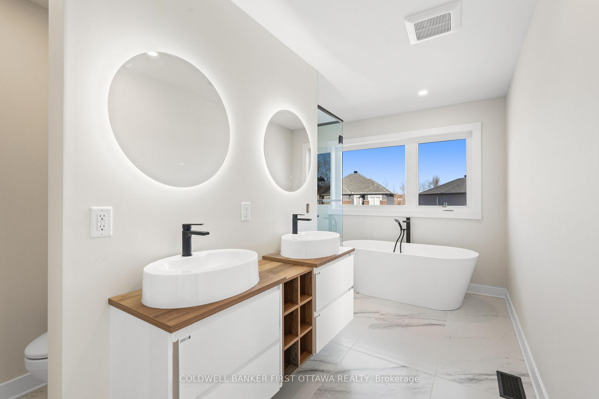 Photo 28 of Unit A, 279 Enclave Walk, Ottawa, Mer Bleue/Bradley Estates/Anderson Park — HOMEH
