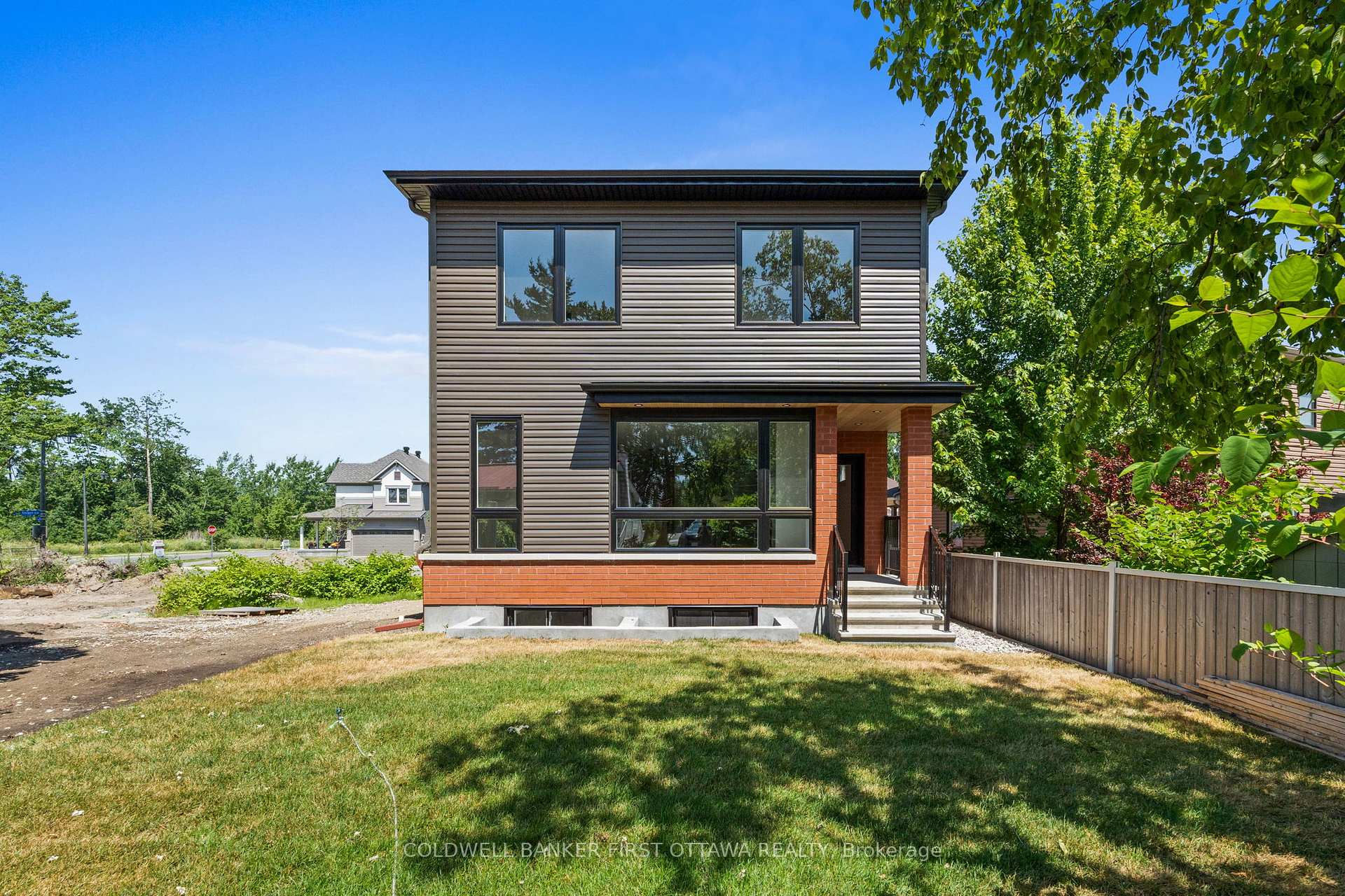 Photo 36 of Unit A, 279 Enclave Walk, Ottawa, Mer Bleue/Bradley Estates/Anderson Park — HOMEH