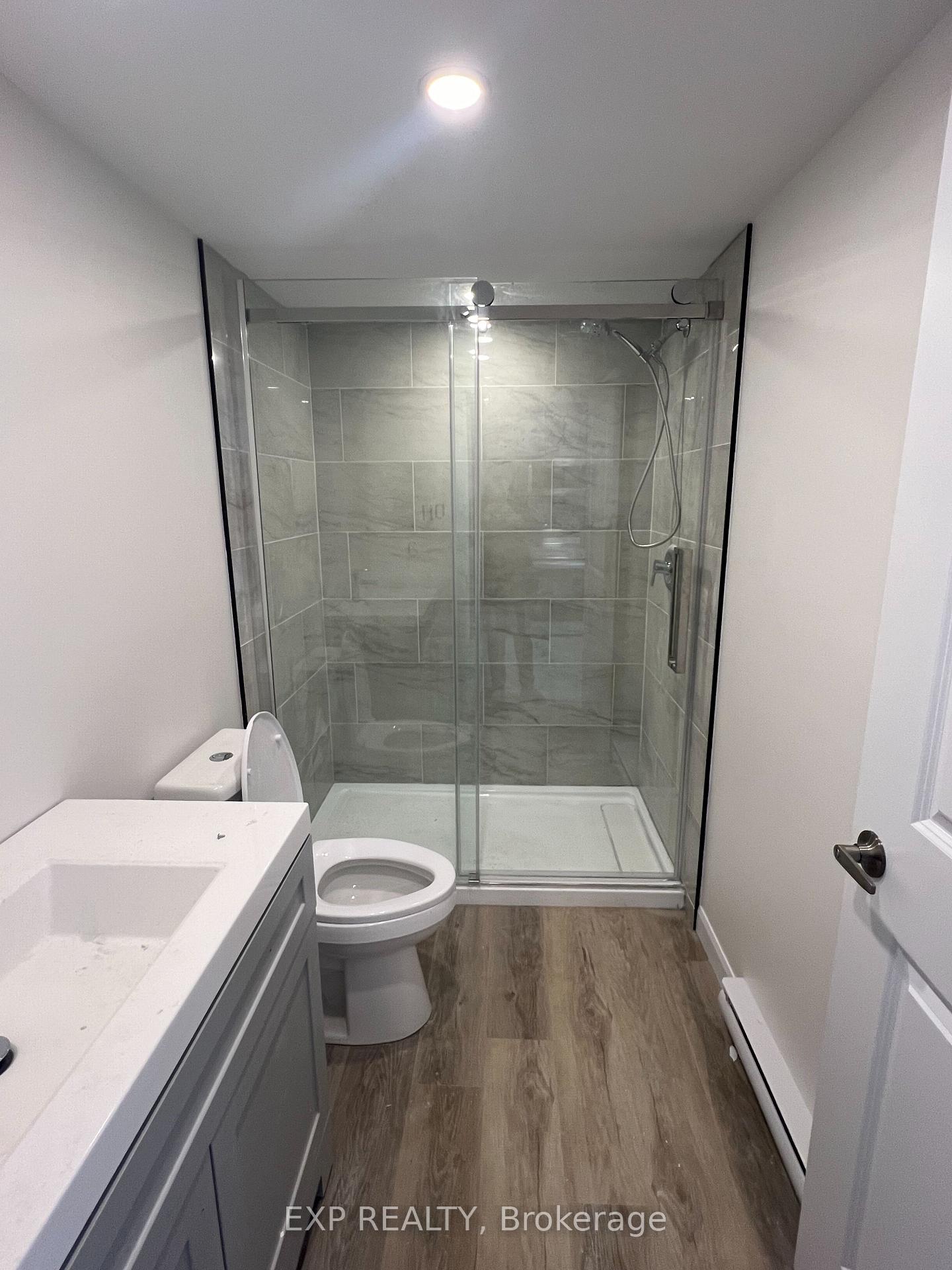 Photo 7 of Unit B, 692 Claude Street, Ottawa, Castle Heights/Rideau High — HOMEH