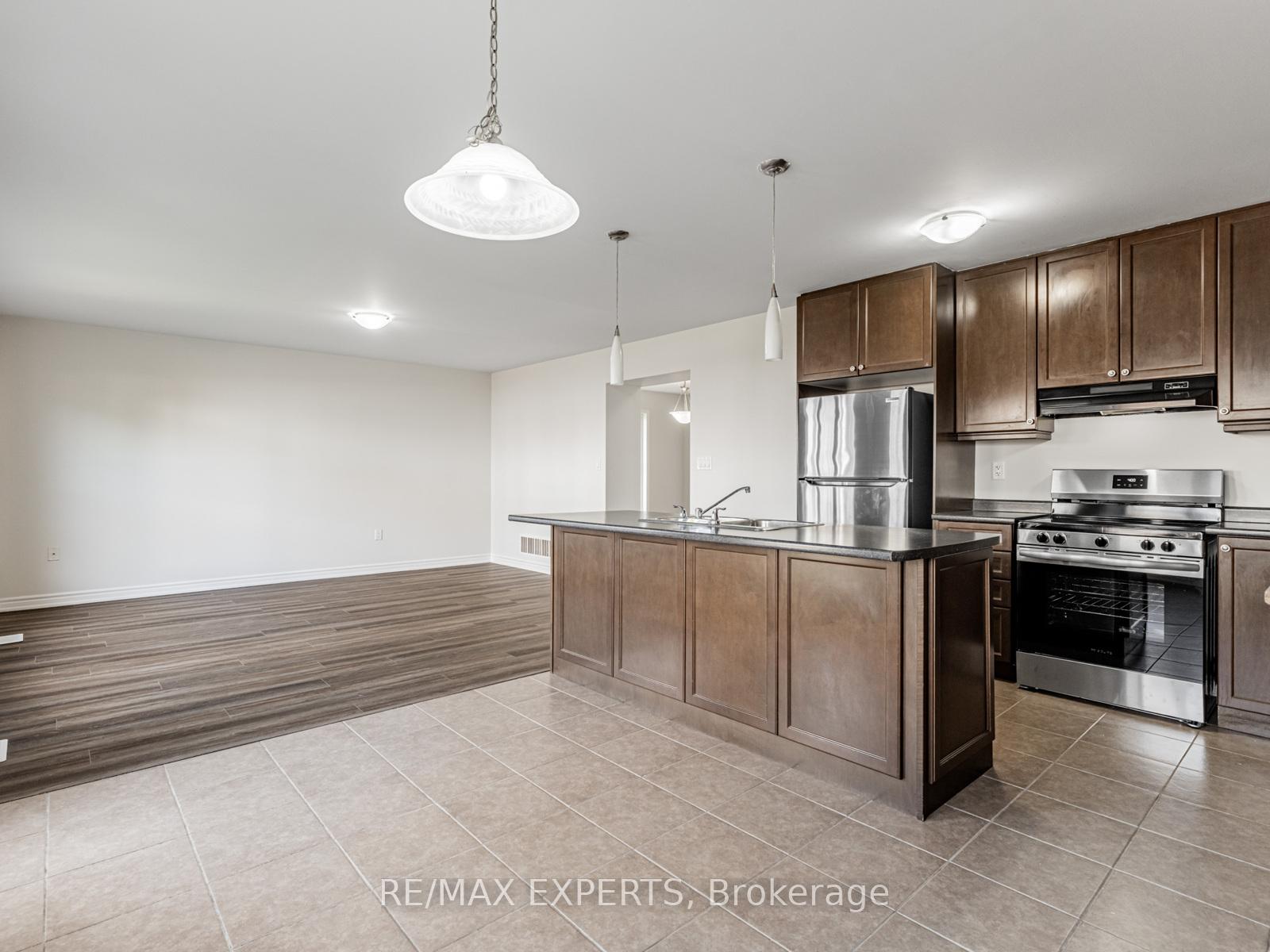 Photo 15 of 9 Mooney Trail, New Tecumseth, Alliston — HOMEH
