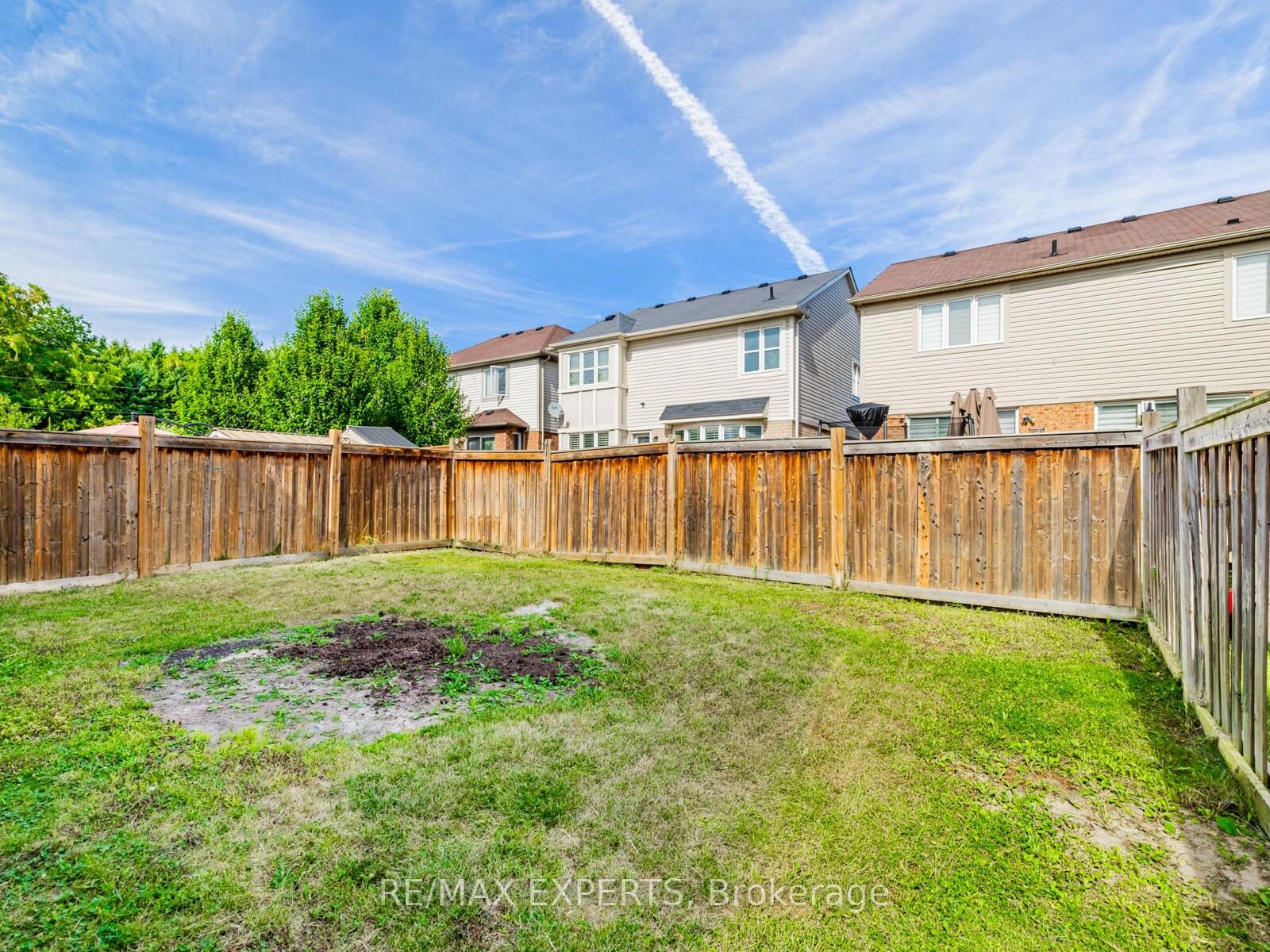 Photo 40 of 9 Mooney Trail, New Tecumseth, Alliston — HOMEH