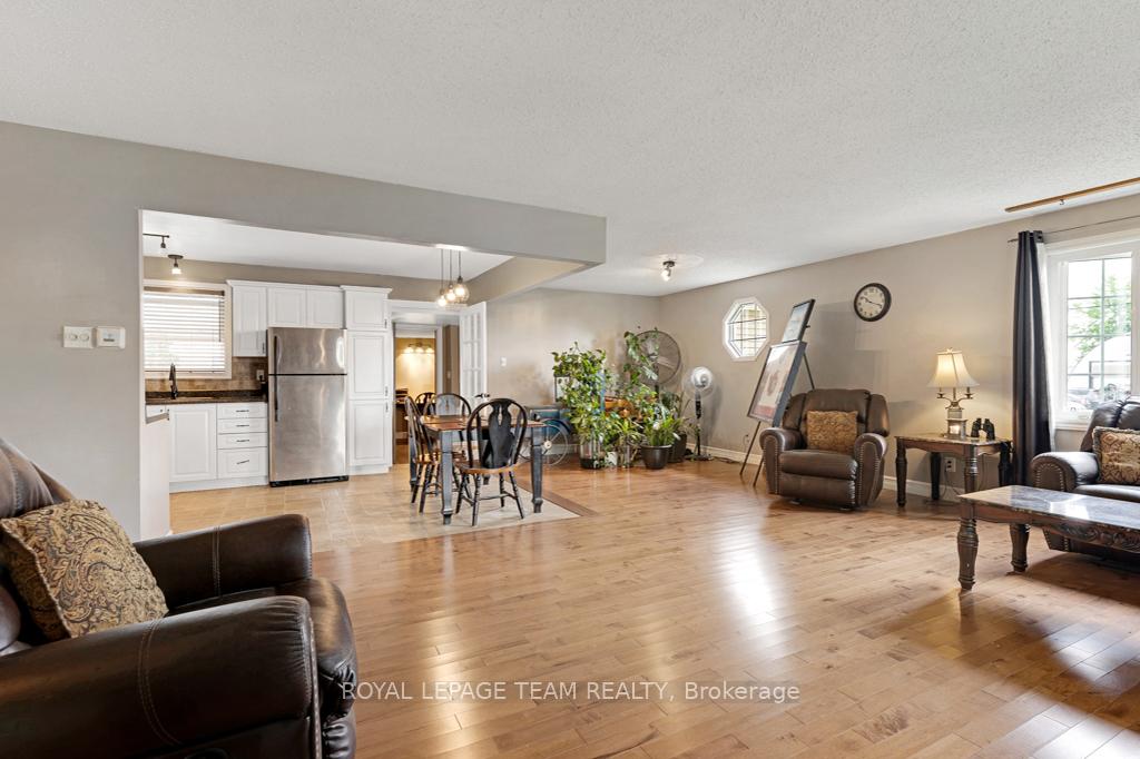 Photo 14 of 2244 Simms Street, North Dundas, North Dundas (Mountain) Twp — HOMEH
