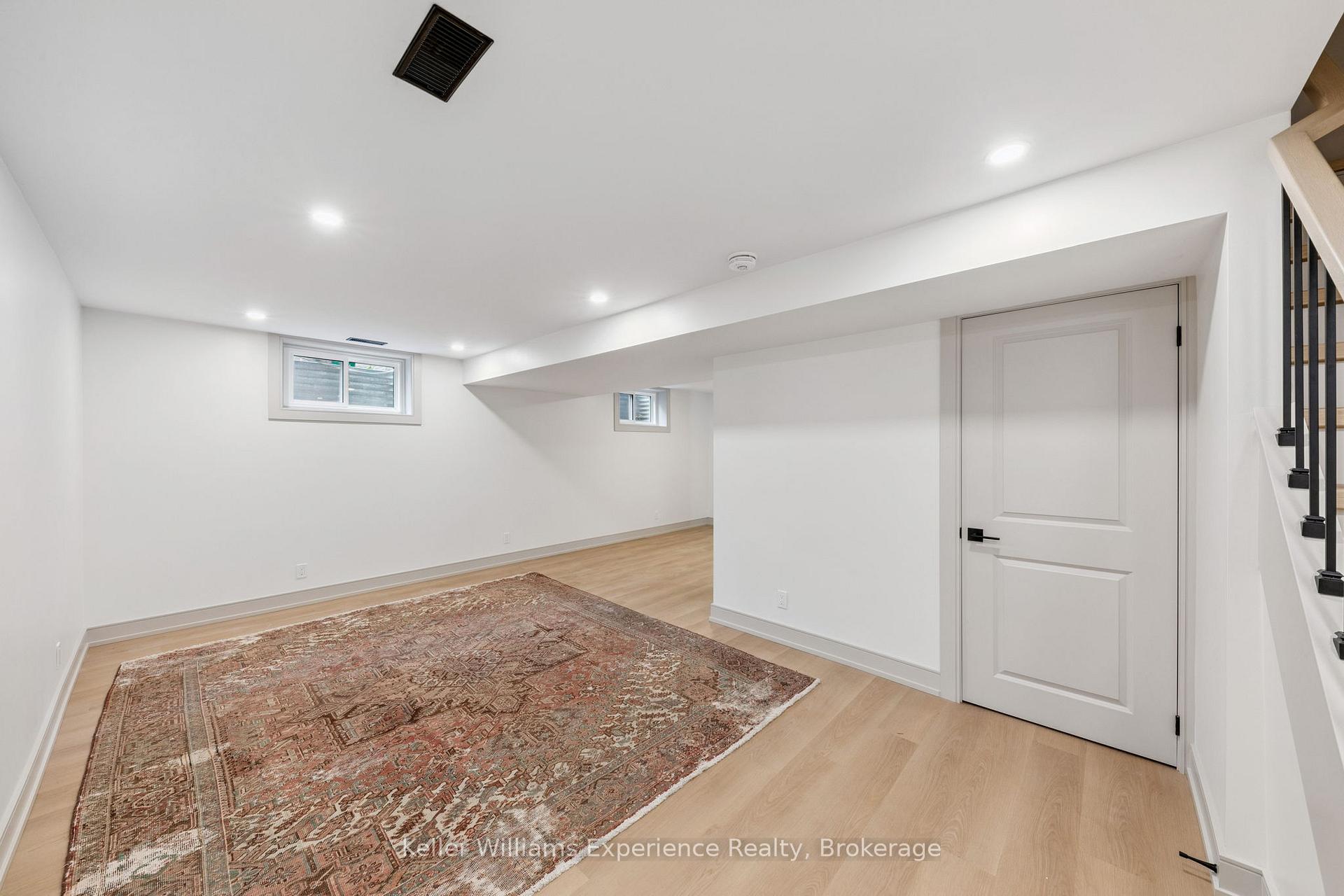 Photo 31 of 14 Mariposa Drive, Orillia — HOMEH