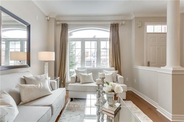 Photo 4 of 11 Forest Manor Place, Markham, Wismer — HOMEH