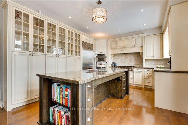 Photo 8 of 11 Forest Manor Place, Markham, Wismer — HOMEH