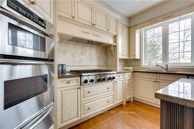 Photo 9 of 11 Forest Manor Place, Markham, Wismer — HOMEH