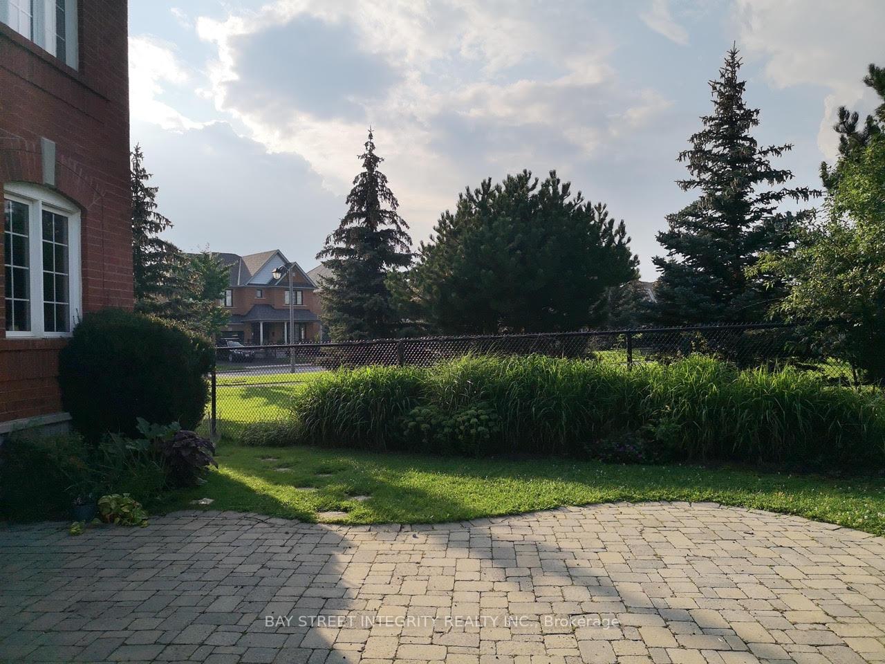 Photo 22 of 11 Forest Manor Place, Markham, Wismer — HOMEH