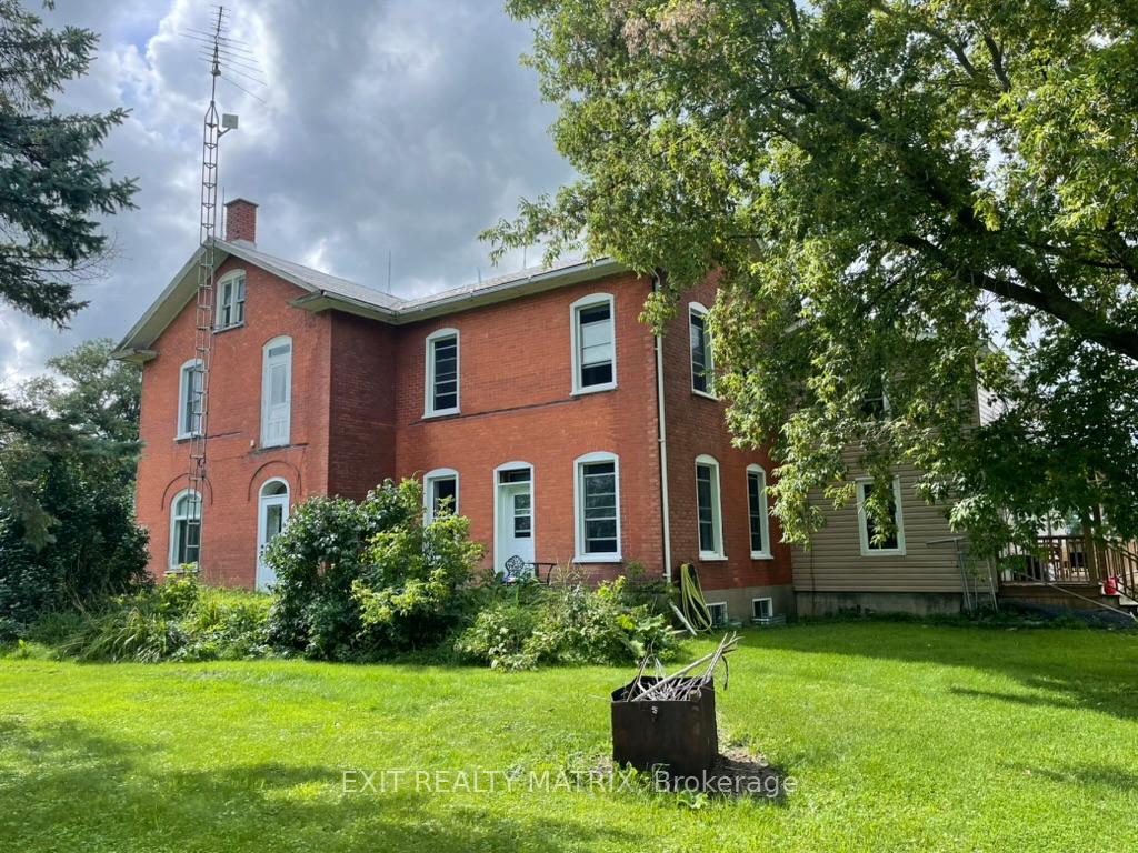 Photo 1 of 1250 Tannery Road, North Glengarry, North Glengarry (Lochiel) Twp — HOMEH