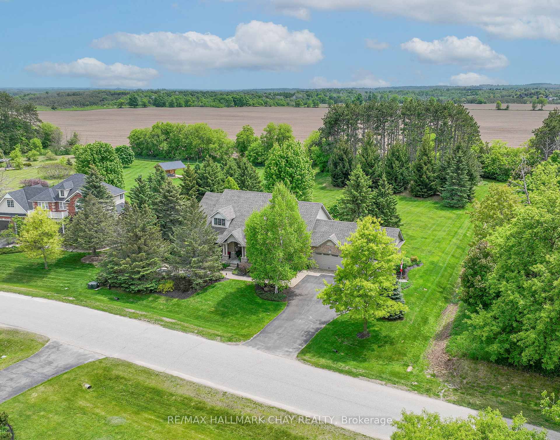 Photo 2 of 7 Jeffery Drive, Mulmur, Rural Mulmur — HOMEH