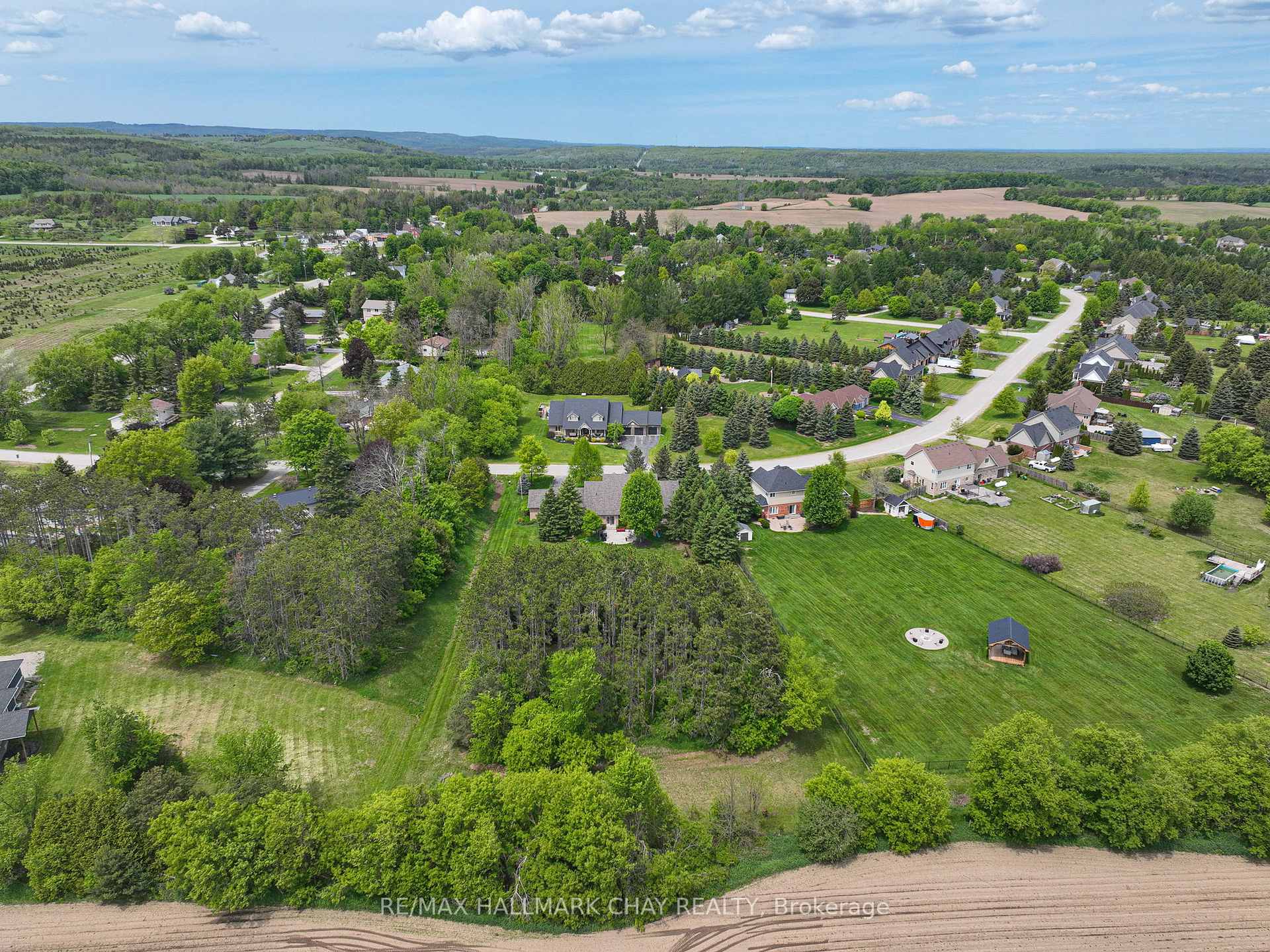 Photo 44 of 7 Jeffery Drive, Mulmur, Rural Mulmur — HOMEH