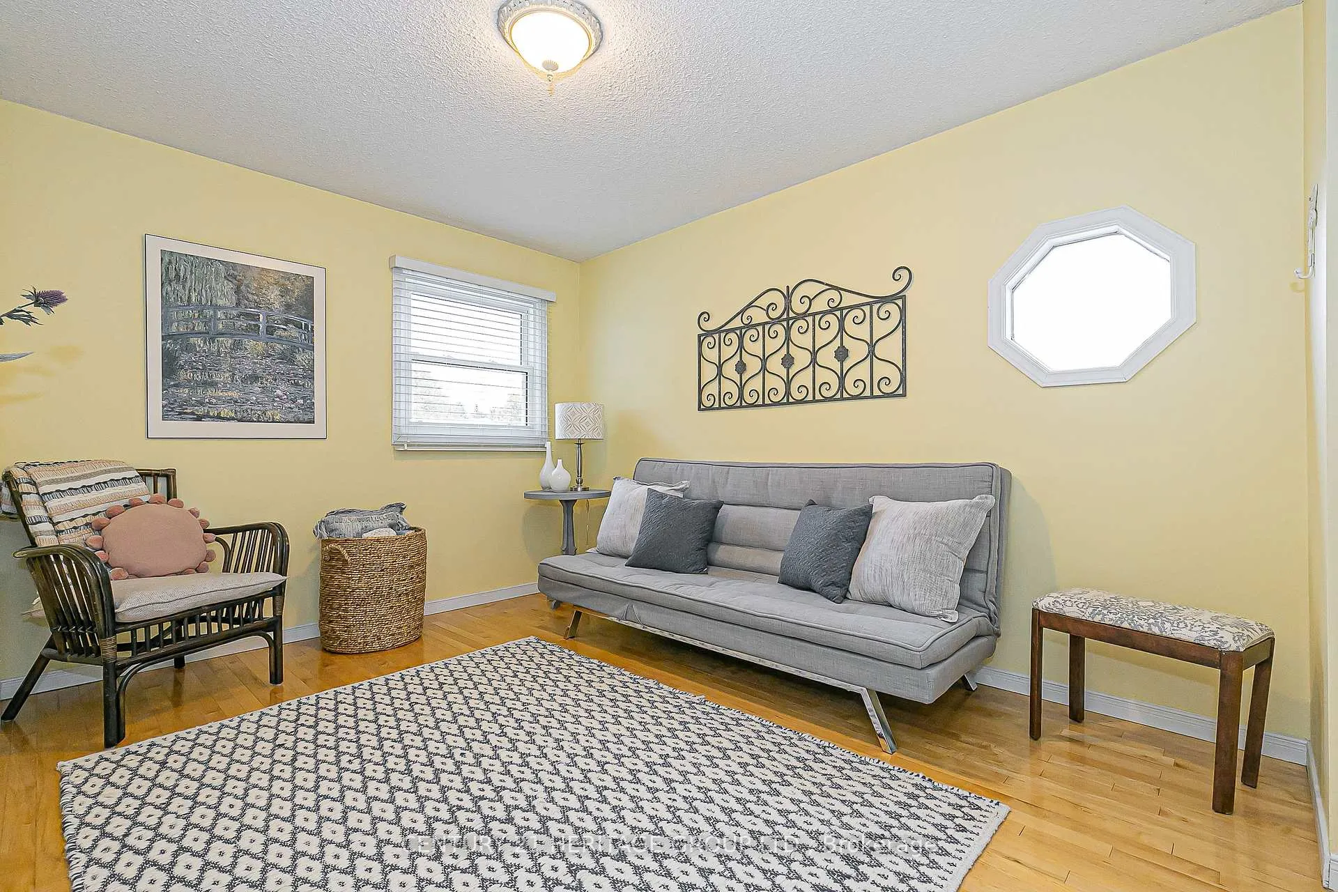 Photo 15 of 124 John Bowser Crescent, Newmarket, Glenway Estates — HOMEH