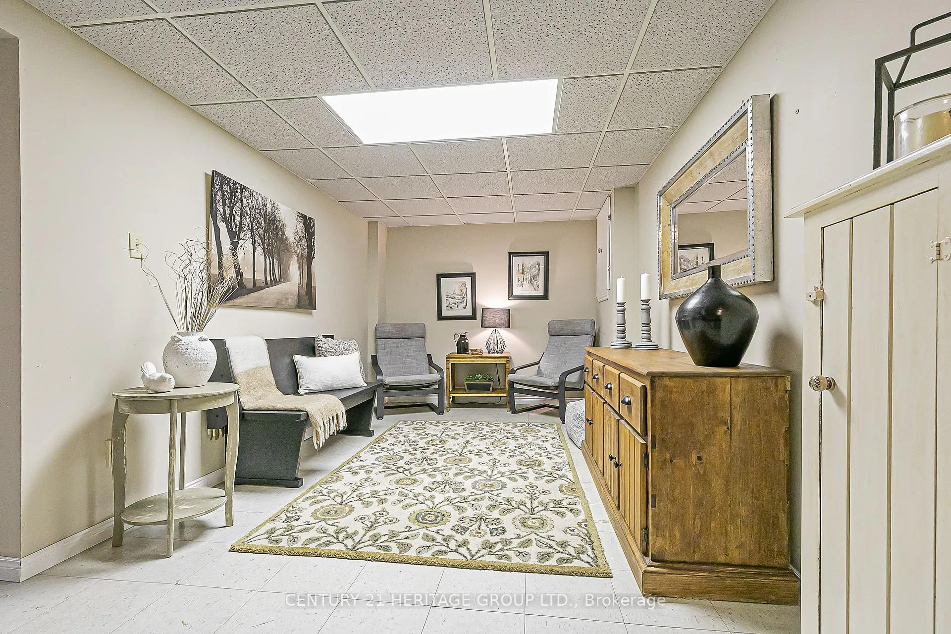 Photo 20 of 124 John Bowser Crescent, Newmarket, Glenway Estates — HOMEH