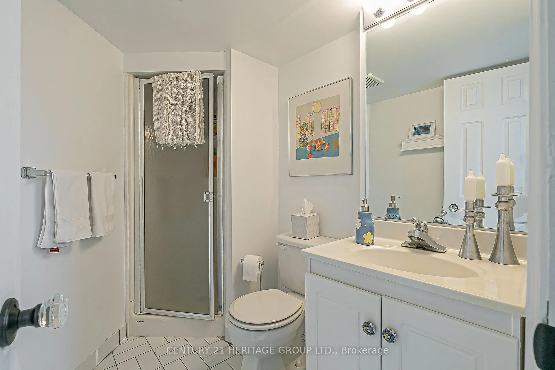 Photo 23 of 124 John Bowser Crescent, Newmarket, Glenway Estates — HOMEH