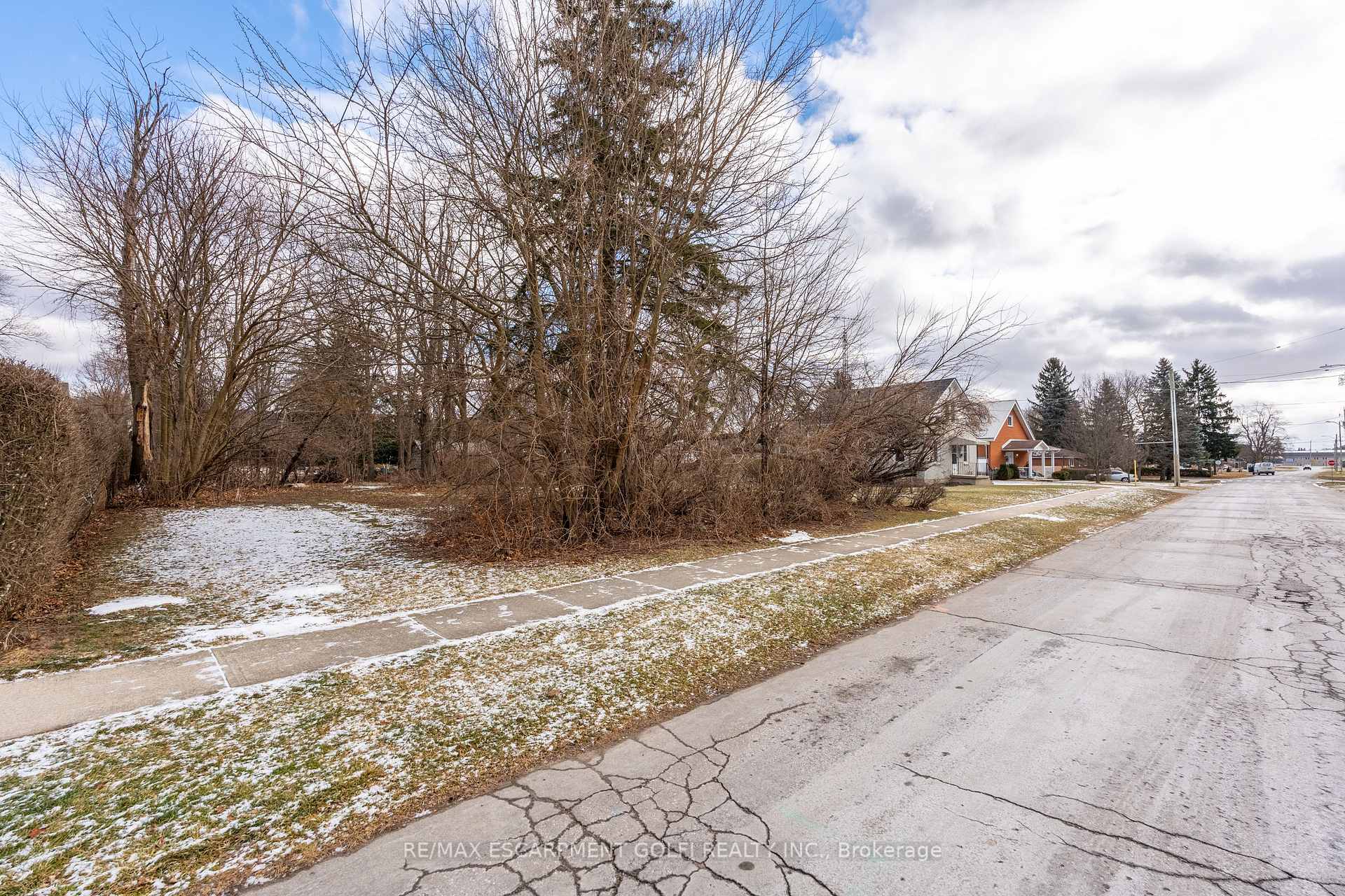 Photo 3 of 205 Leamon Street, Norfolk, Waterford — HOMEH