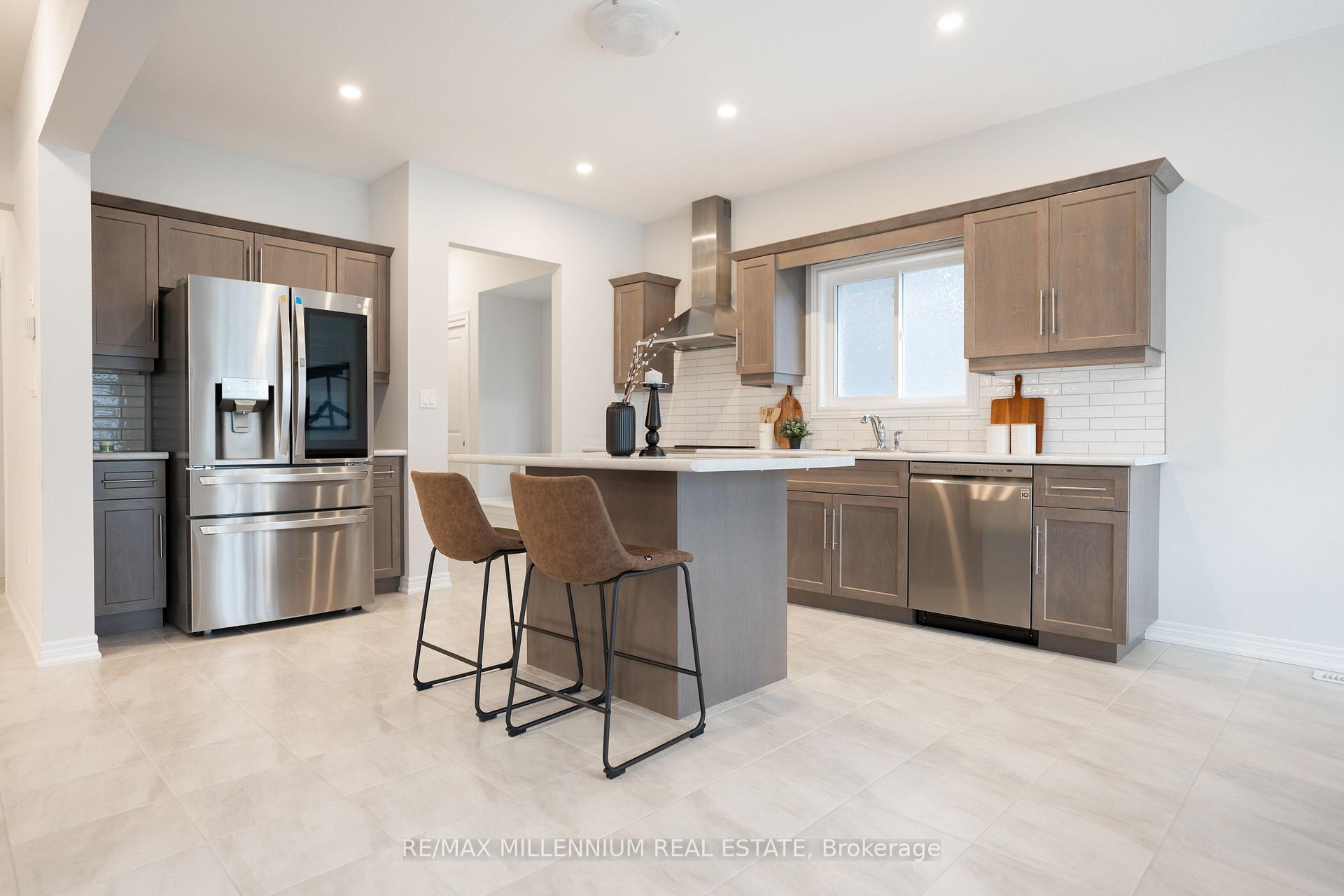 Photo 4 of 217 Walker Road, Pelham, Fonthill — HOMEH