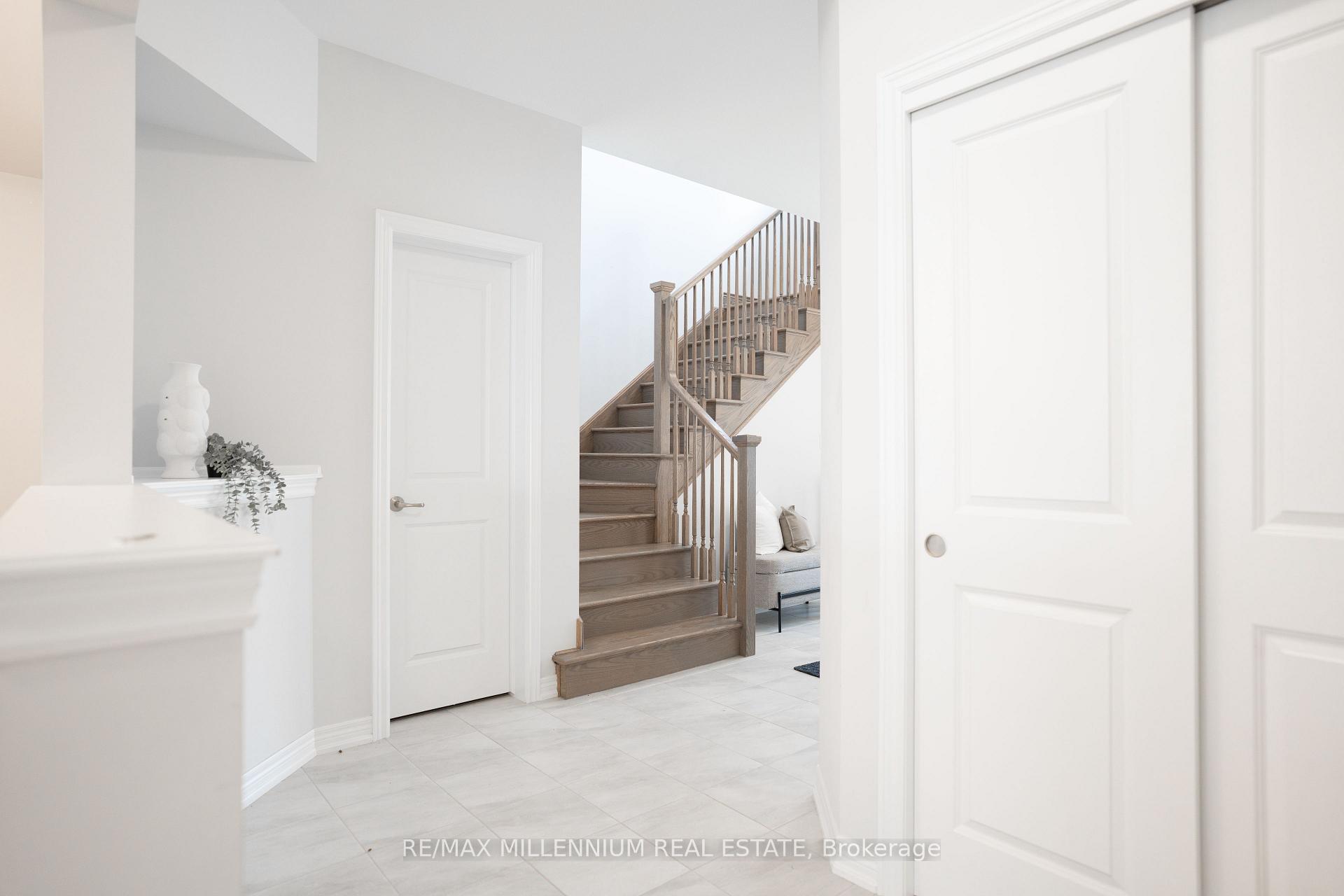 Photo 10 of 217 Walker Road, Pelham, Fonthill — HOMEH